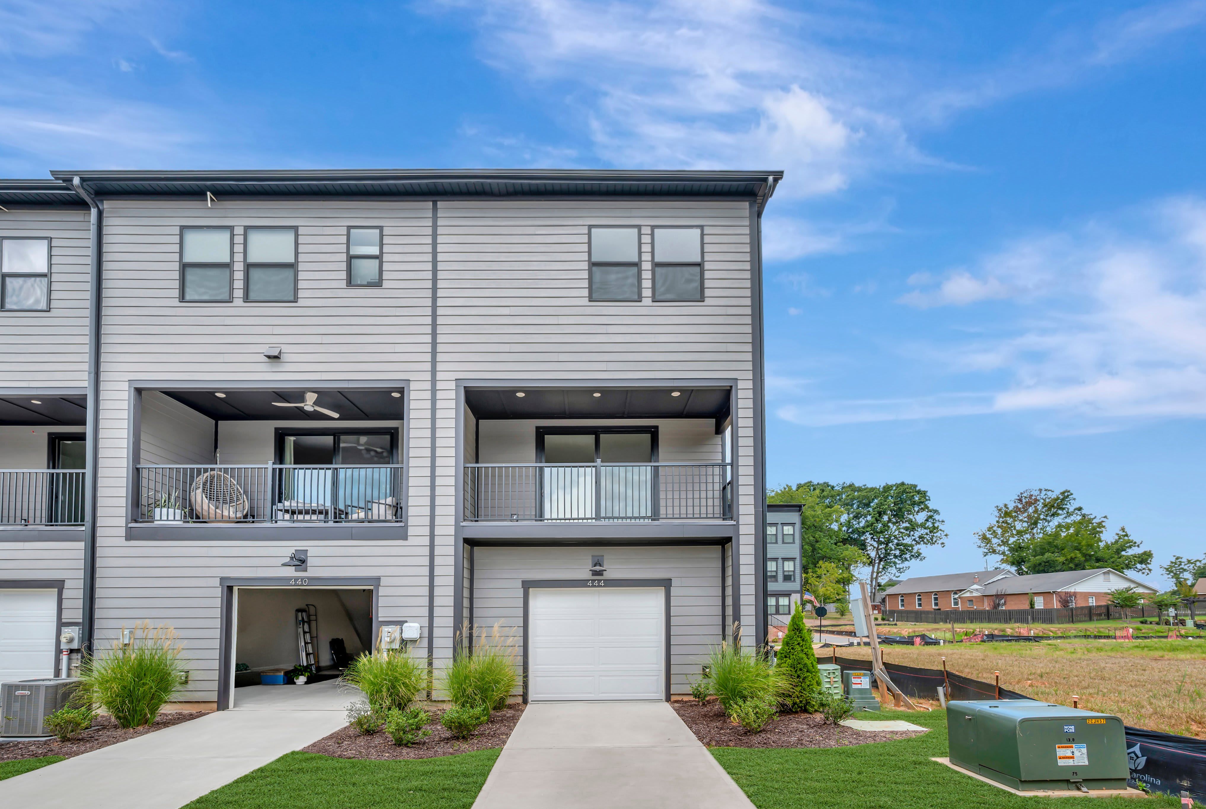 444 Old Town Village Rd