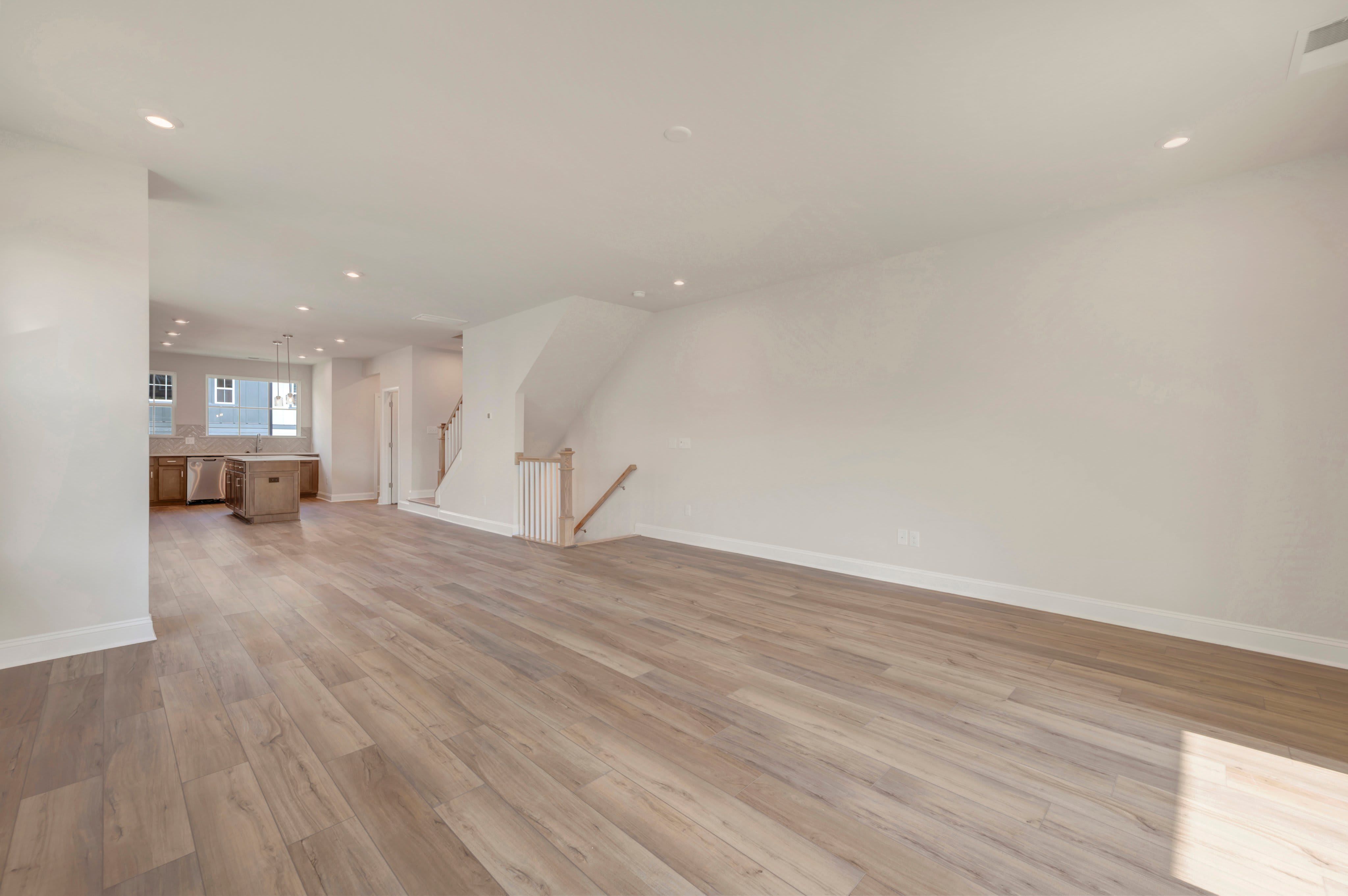 1311 Sandstar Ln