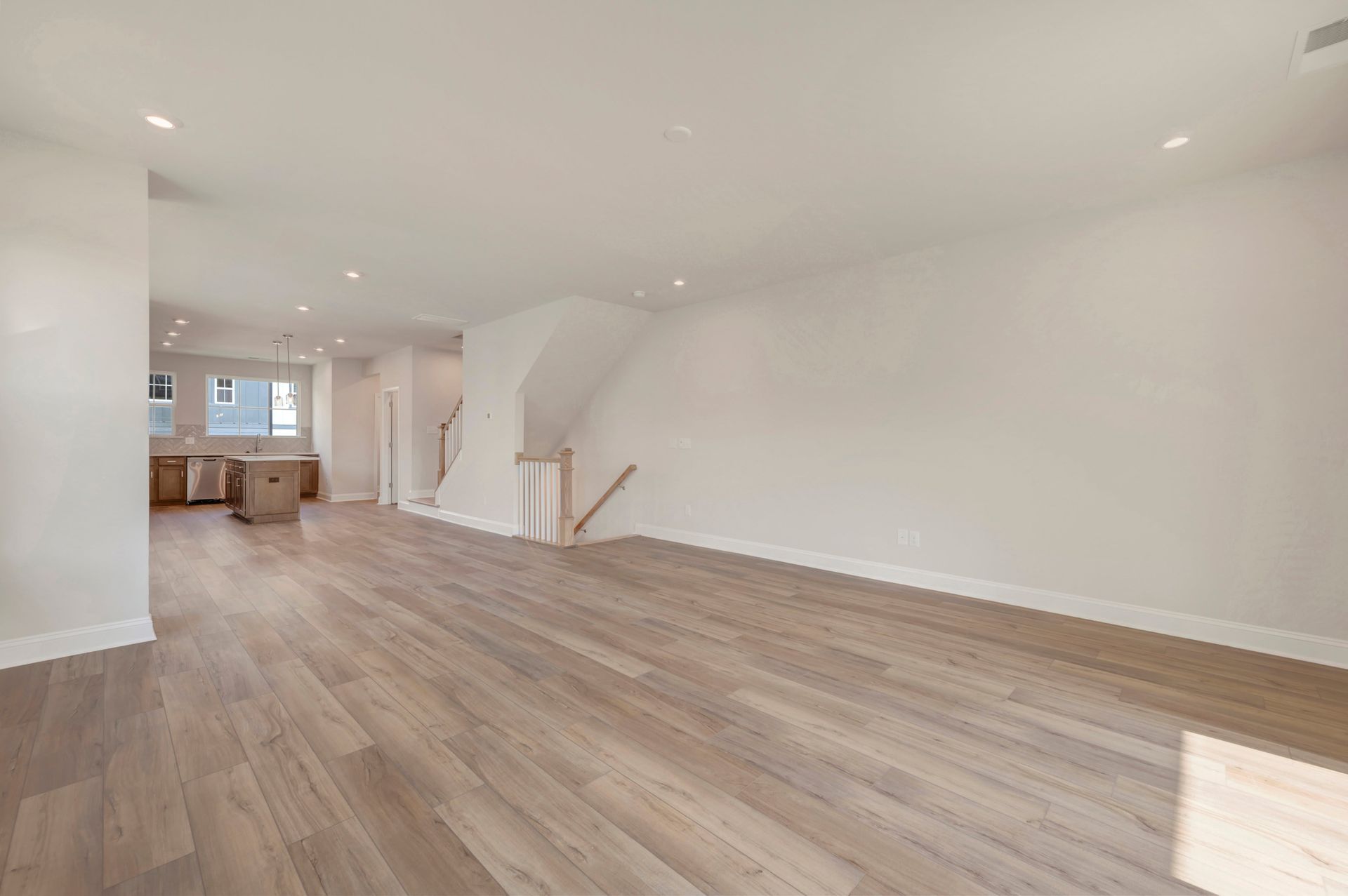 1311 Sandstar Ln