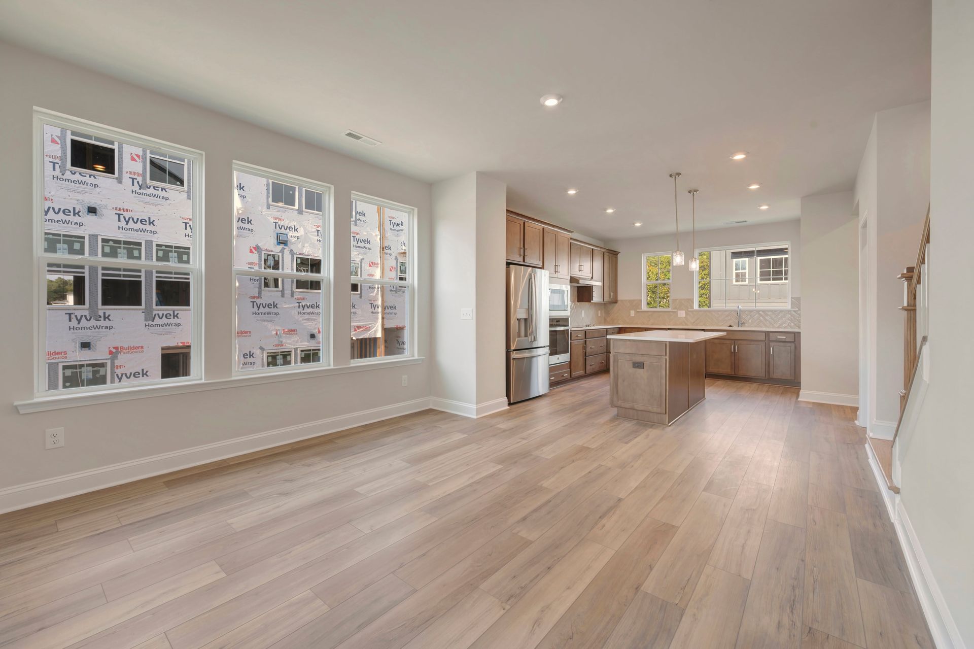 1311 Sandstar Ln