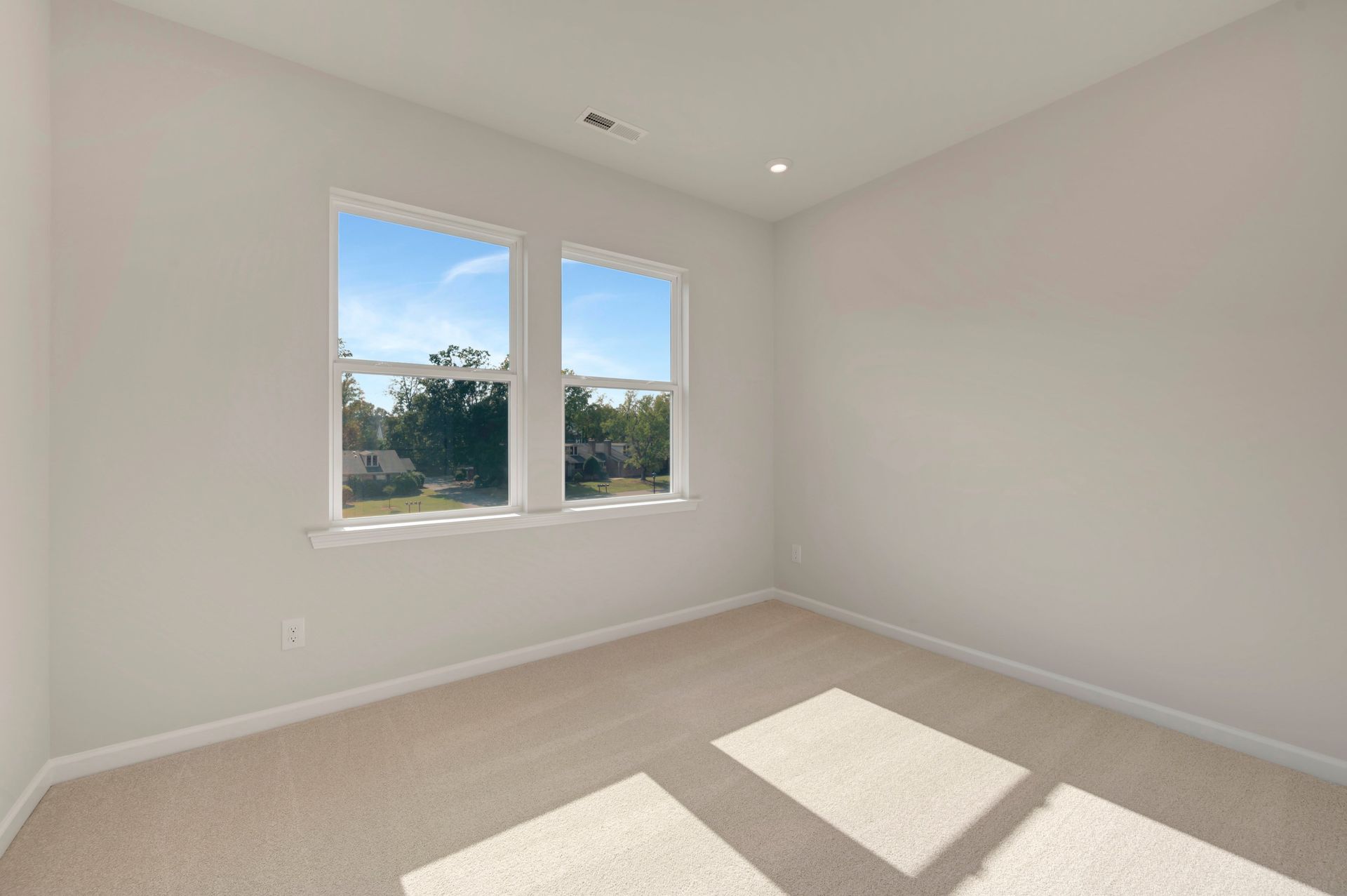 1311 Sandstar Ln