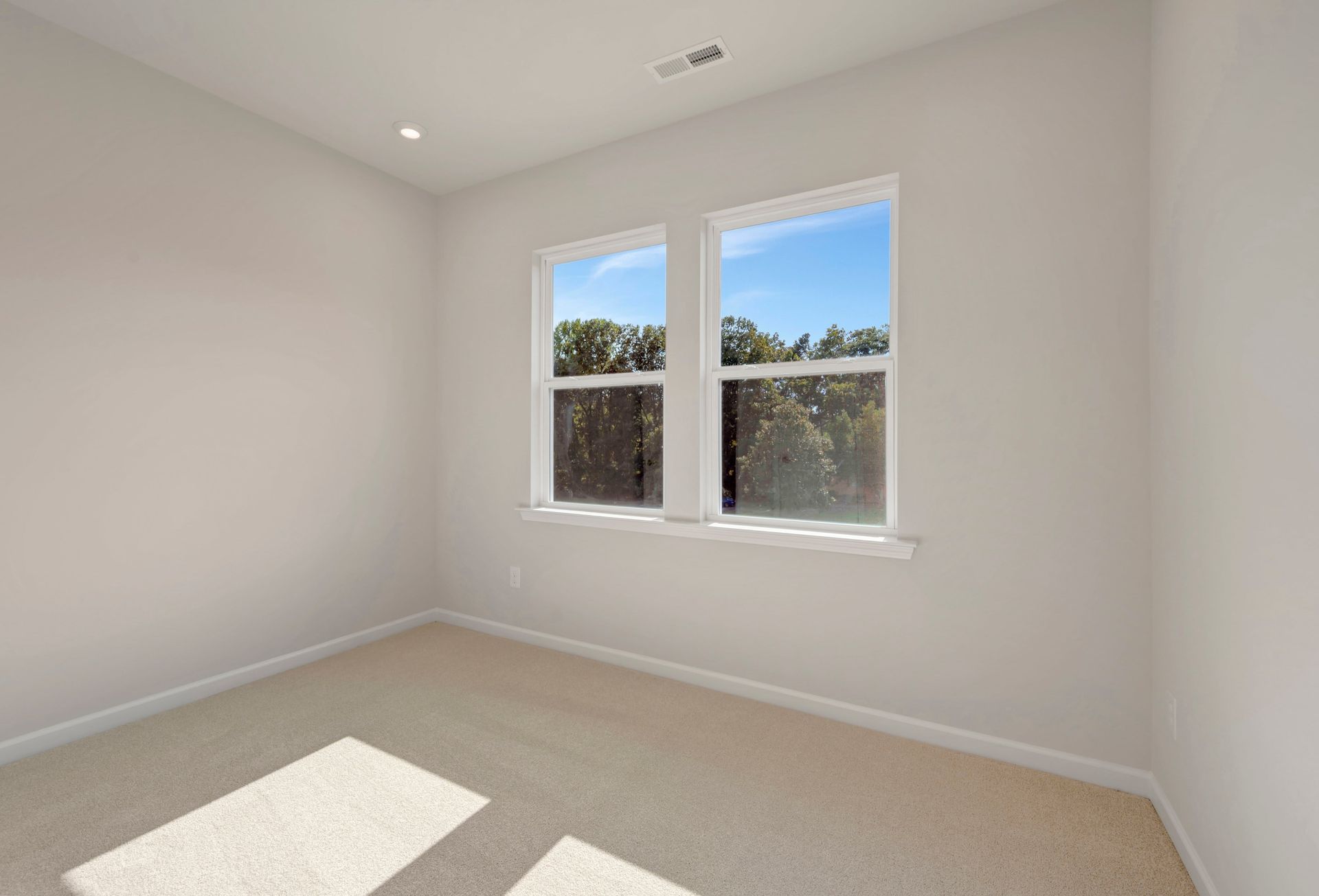 1311 Sandstar Ln