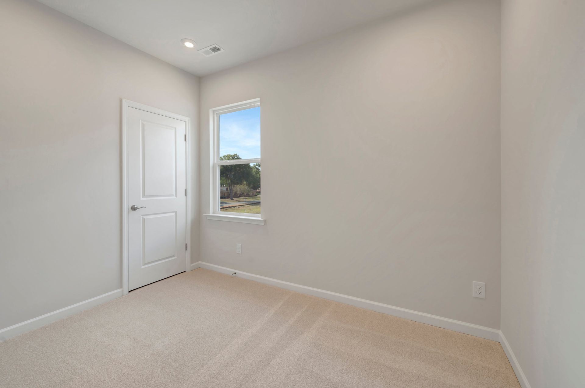 1311 Sandstar Ln