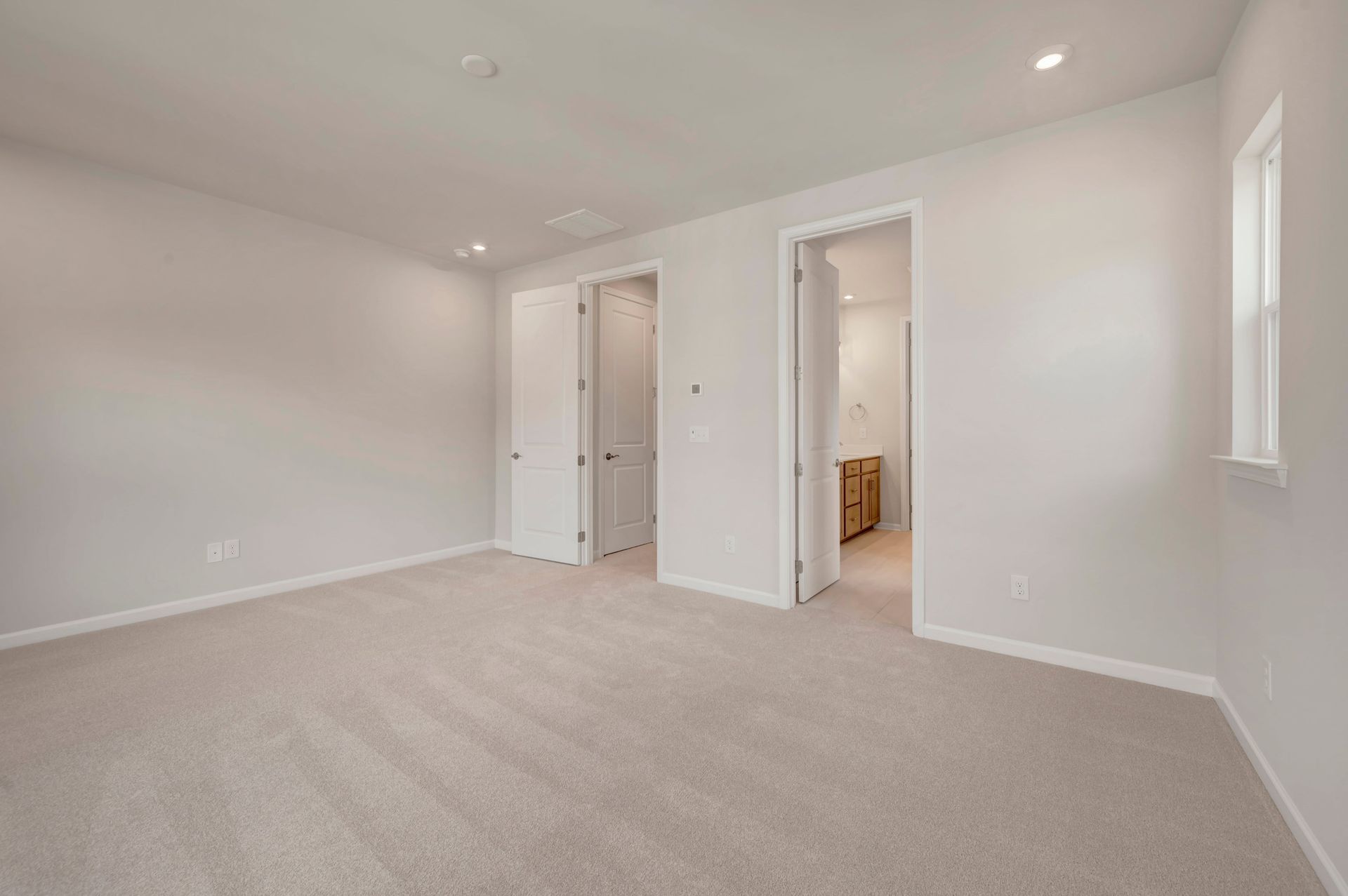 1311 Sandstar Ln