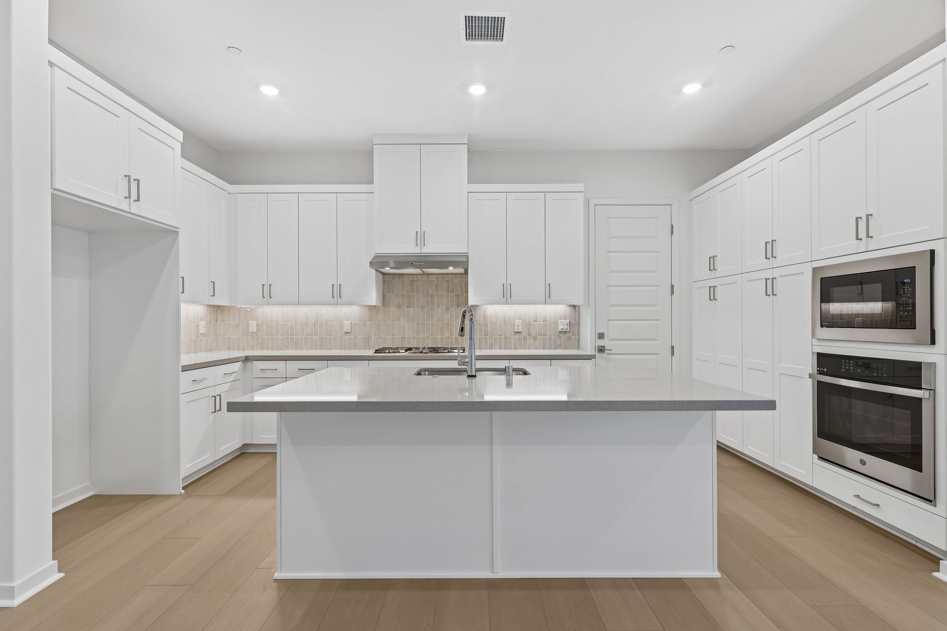 1607 Gavilan Ridge | HS 61