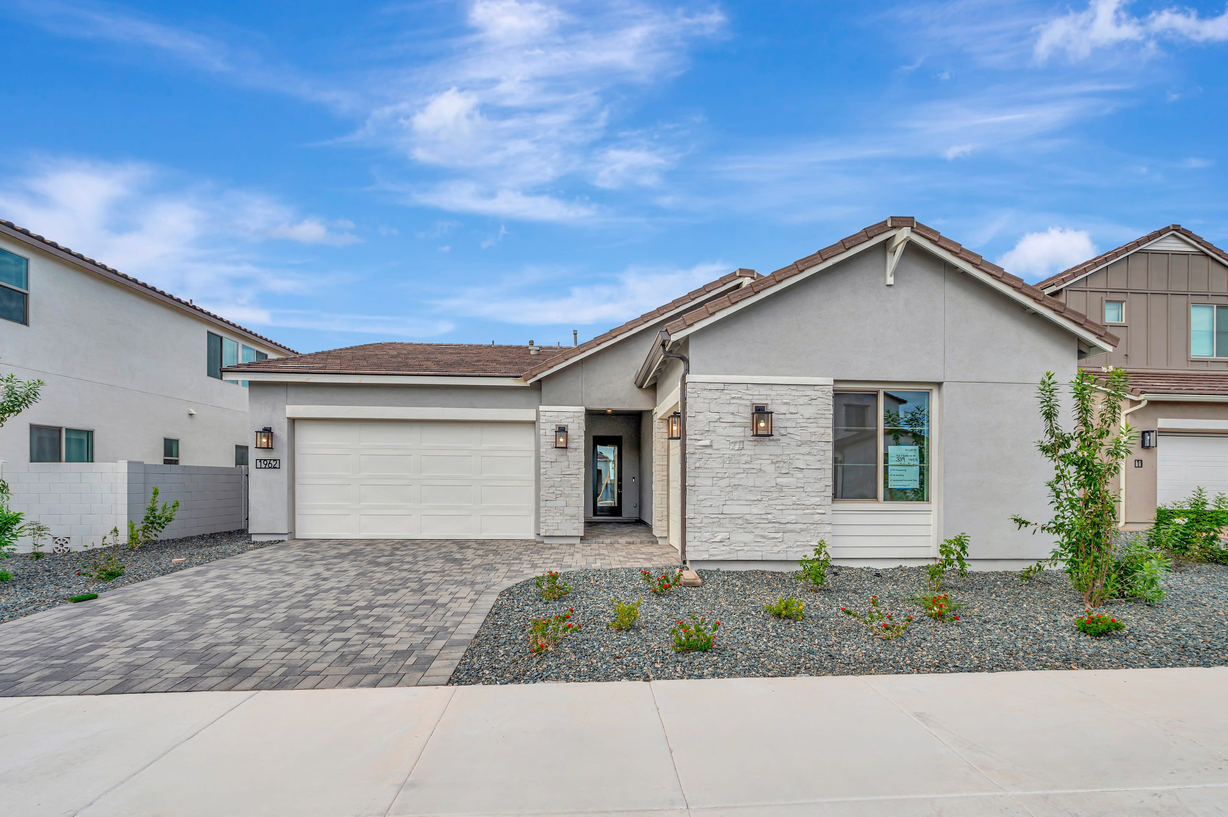 Elden Plan 4505 - Molino at Soleo: San Tan Valley, Arizona - Tri Pointe Homes