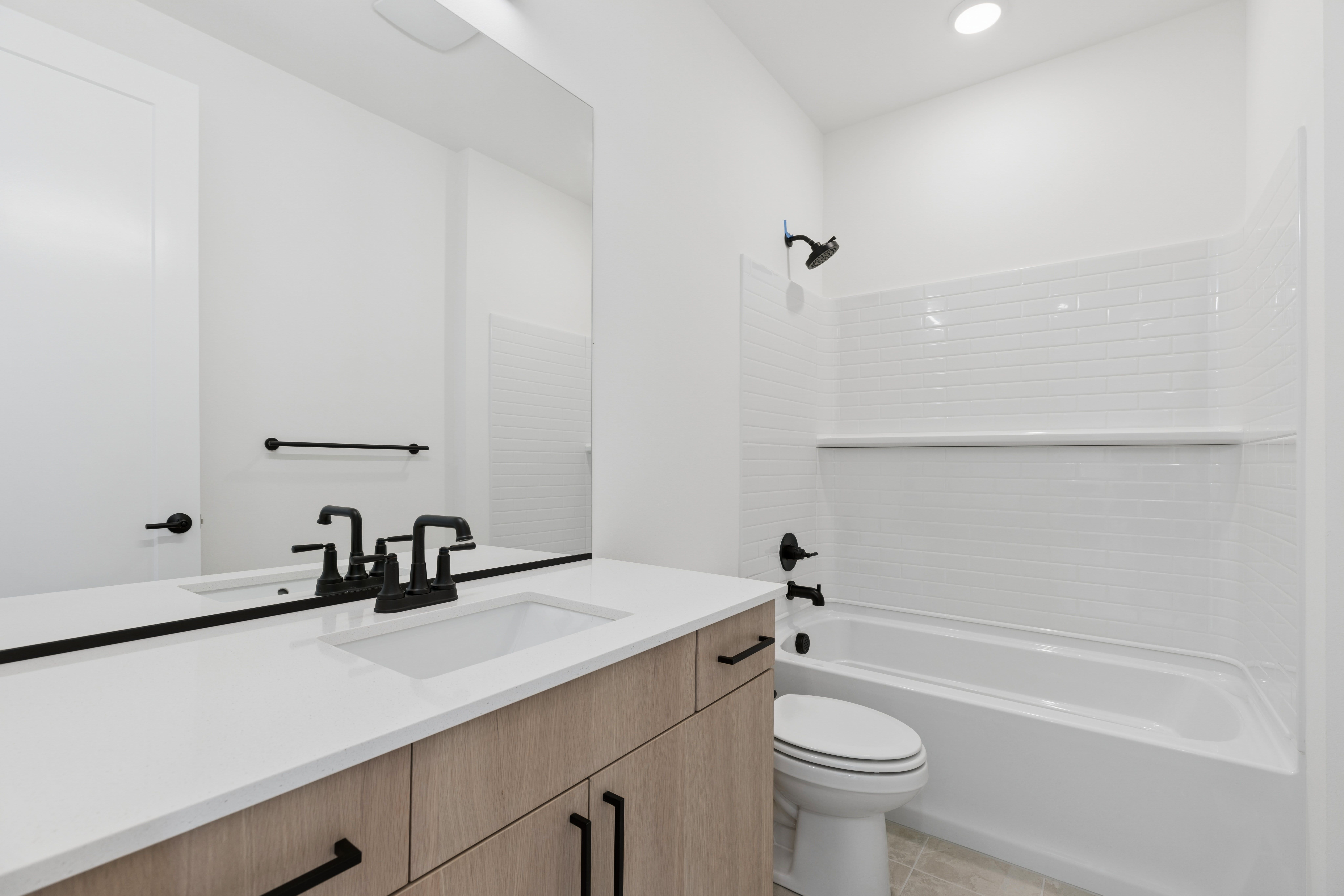 12255 138th Pl Ne Bldg 17-102