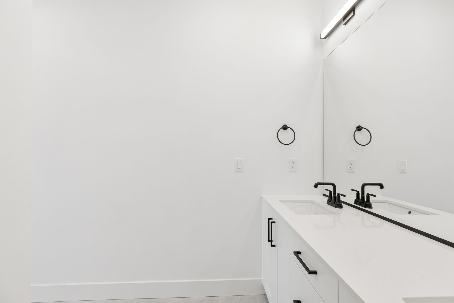 12255 138th Pl Ne Bldg 17-103