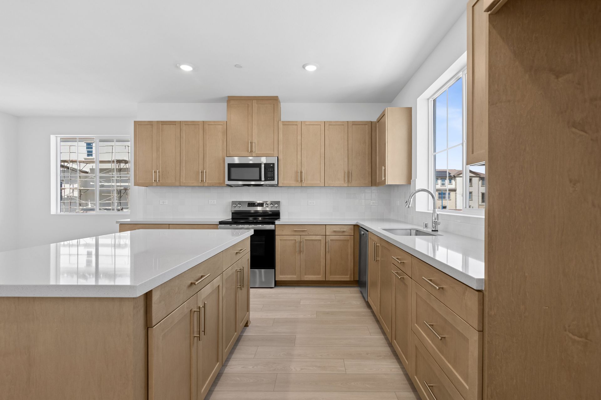 16027 York Drive | HS 128