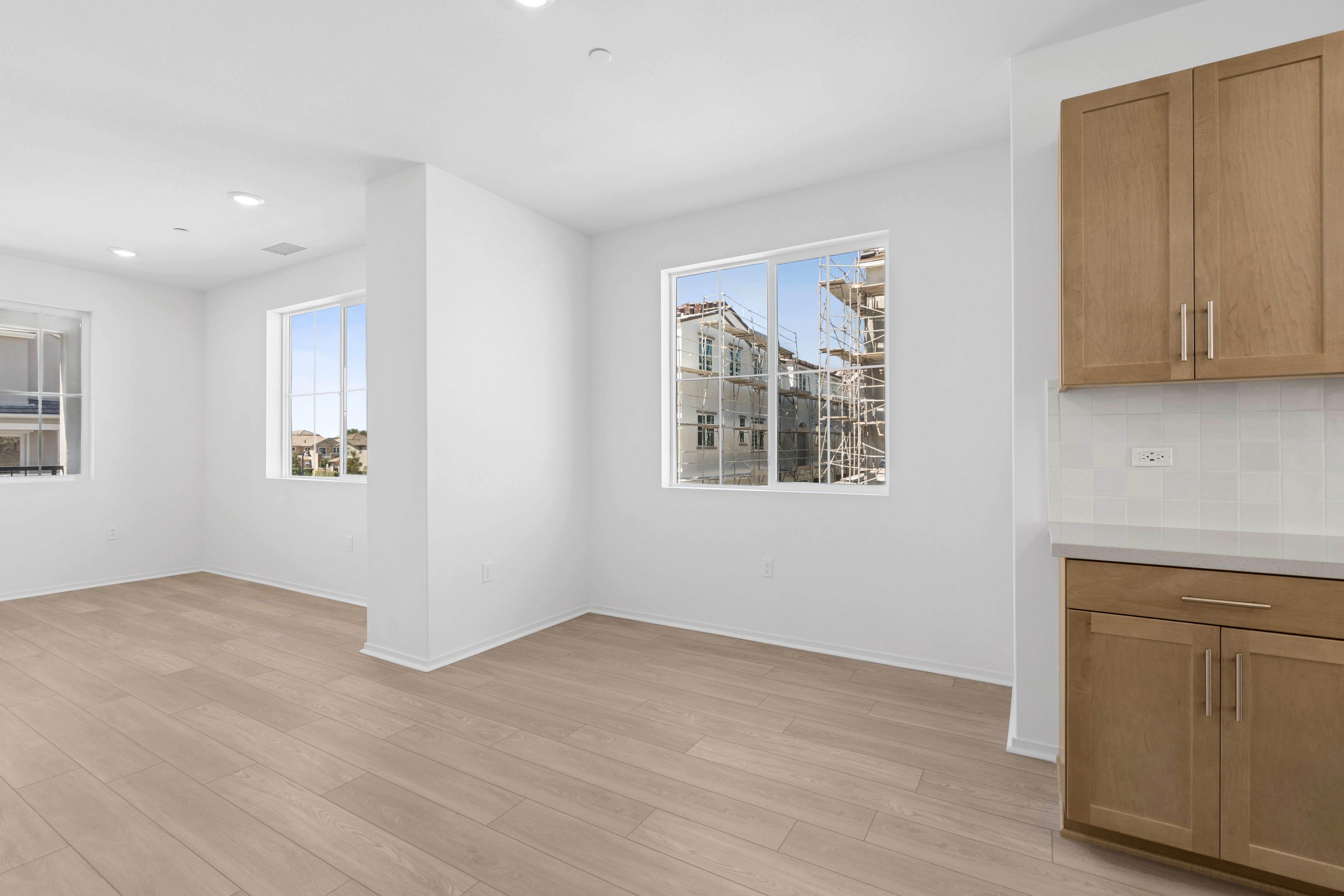 16027 York Drive | HS 128