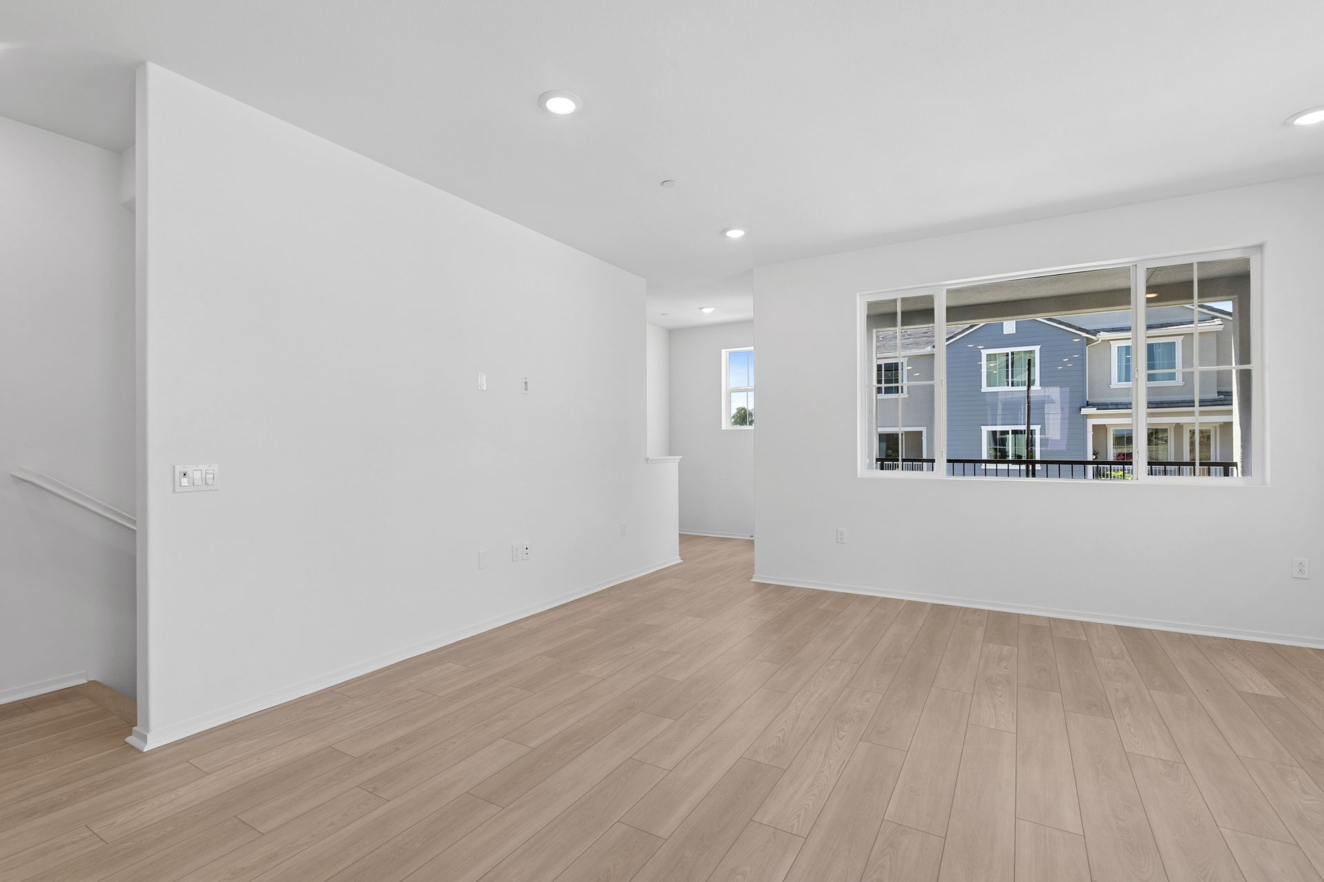 16027 York Drive | HS 128