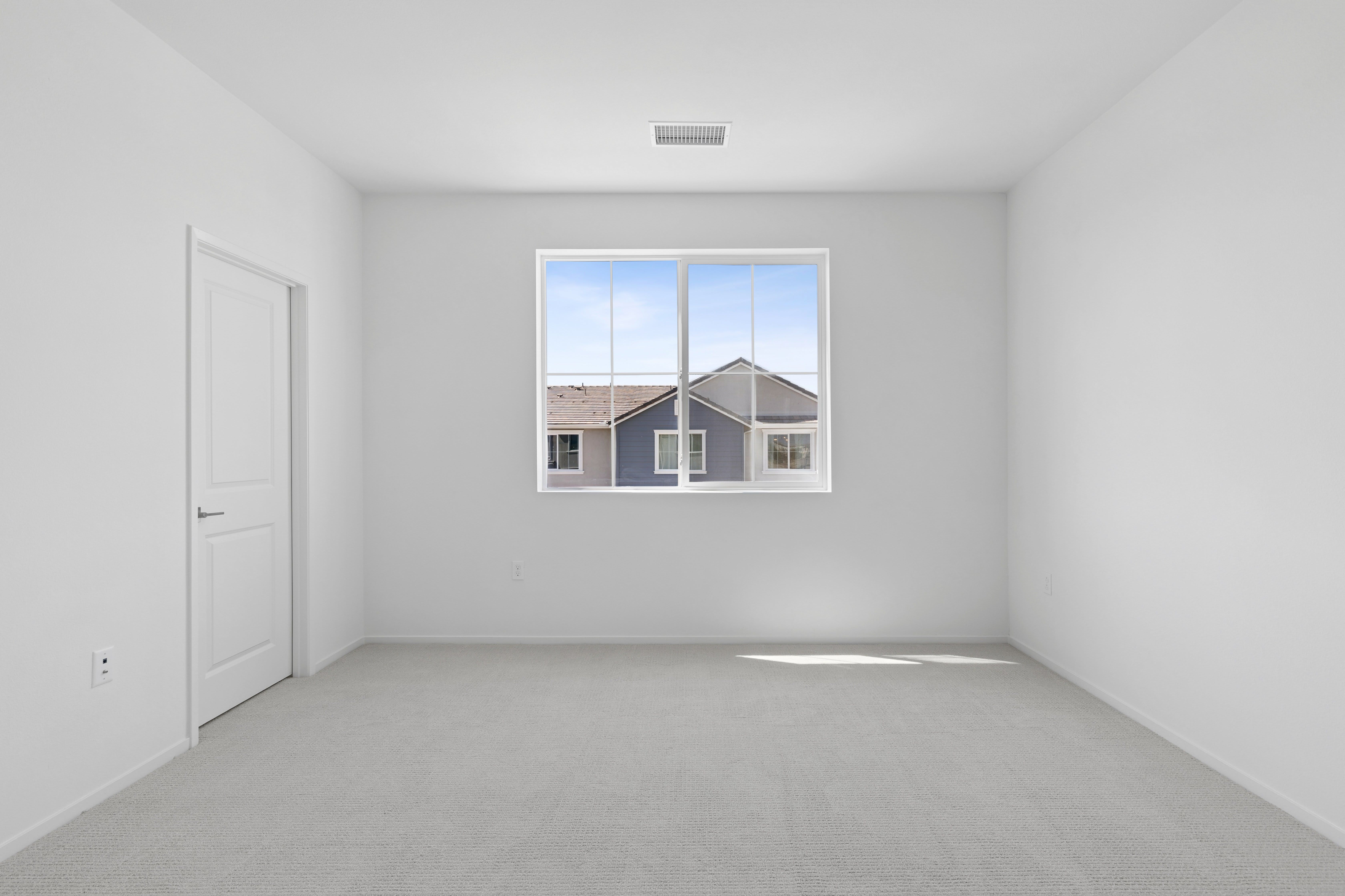 16027 York Drive | HS 128