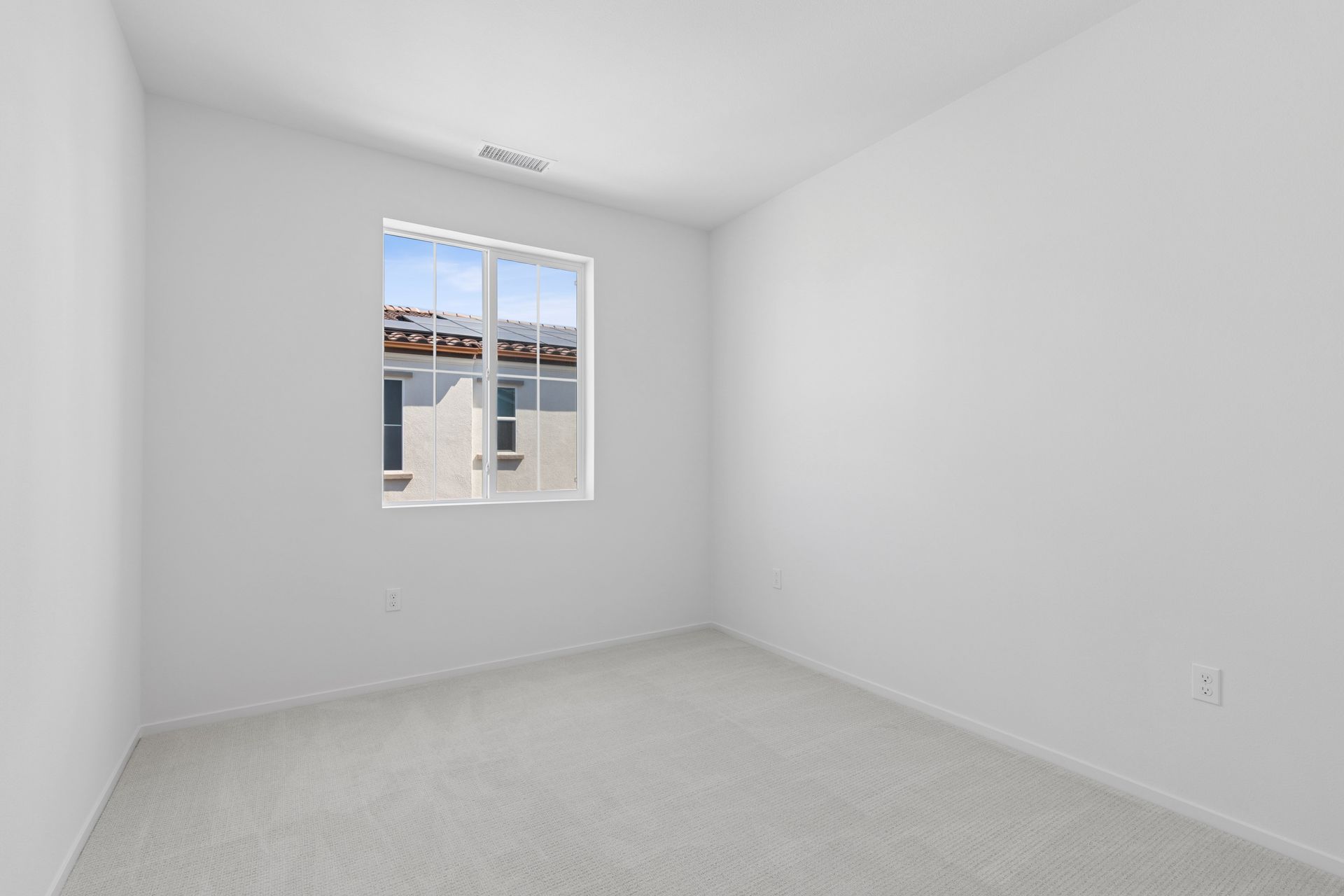 16027 York Drive | HS 128
