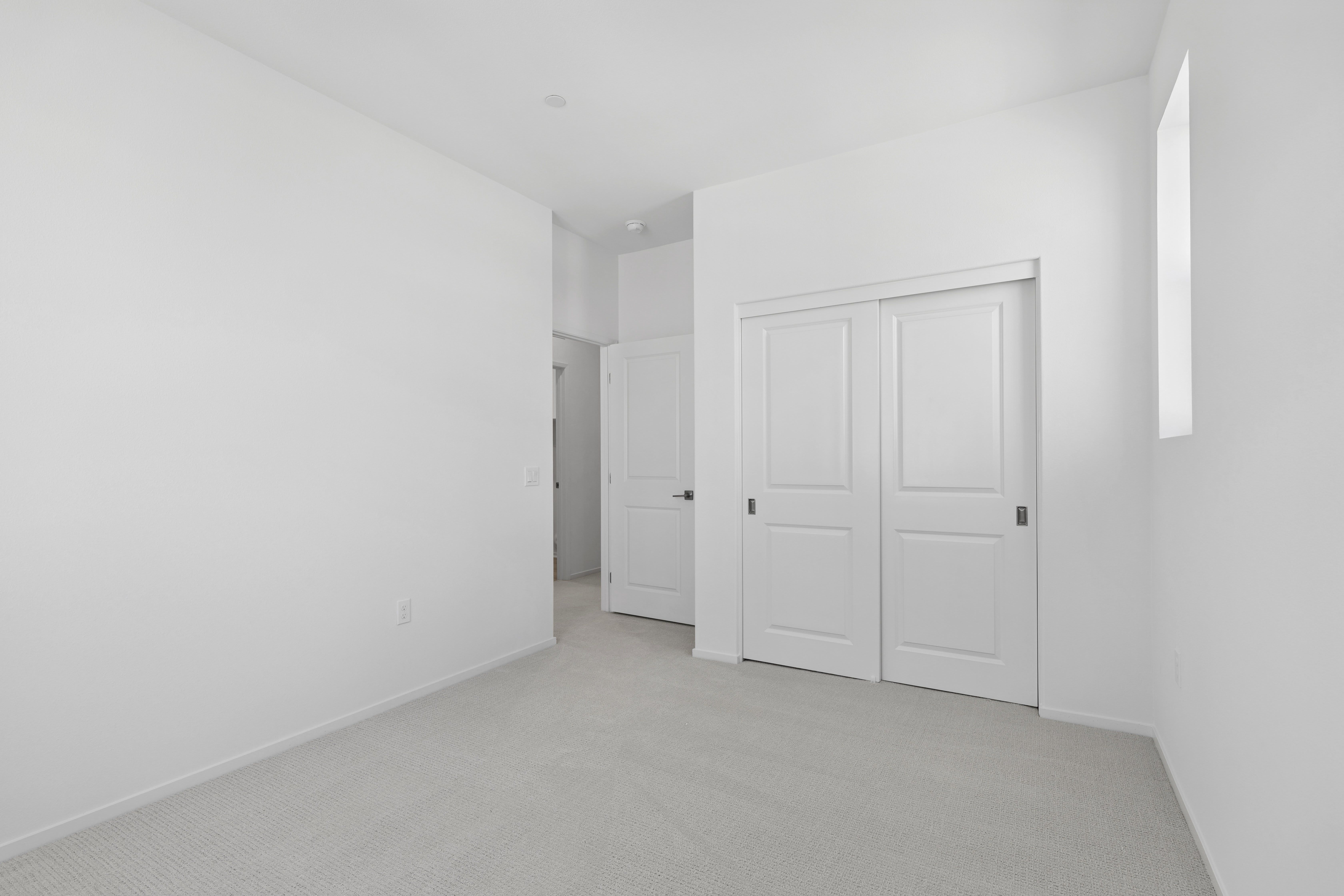 16027 York Drive | HS 128