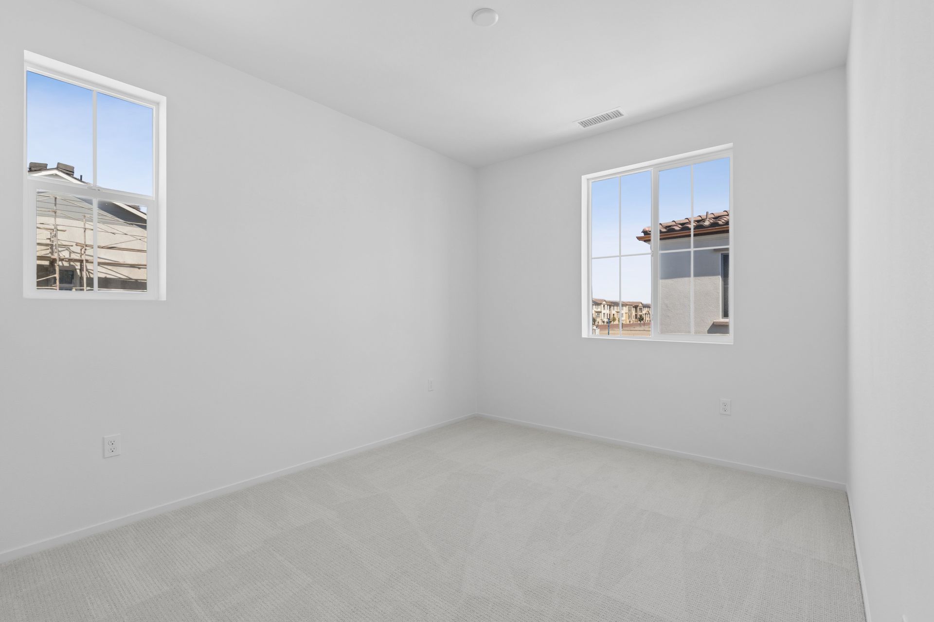 16027 York Drive | HS 128