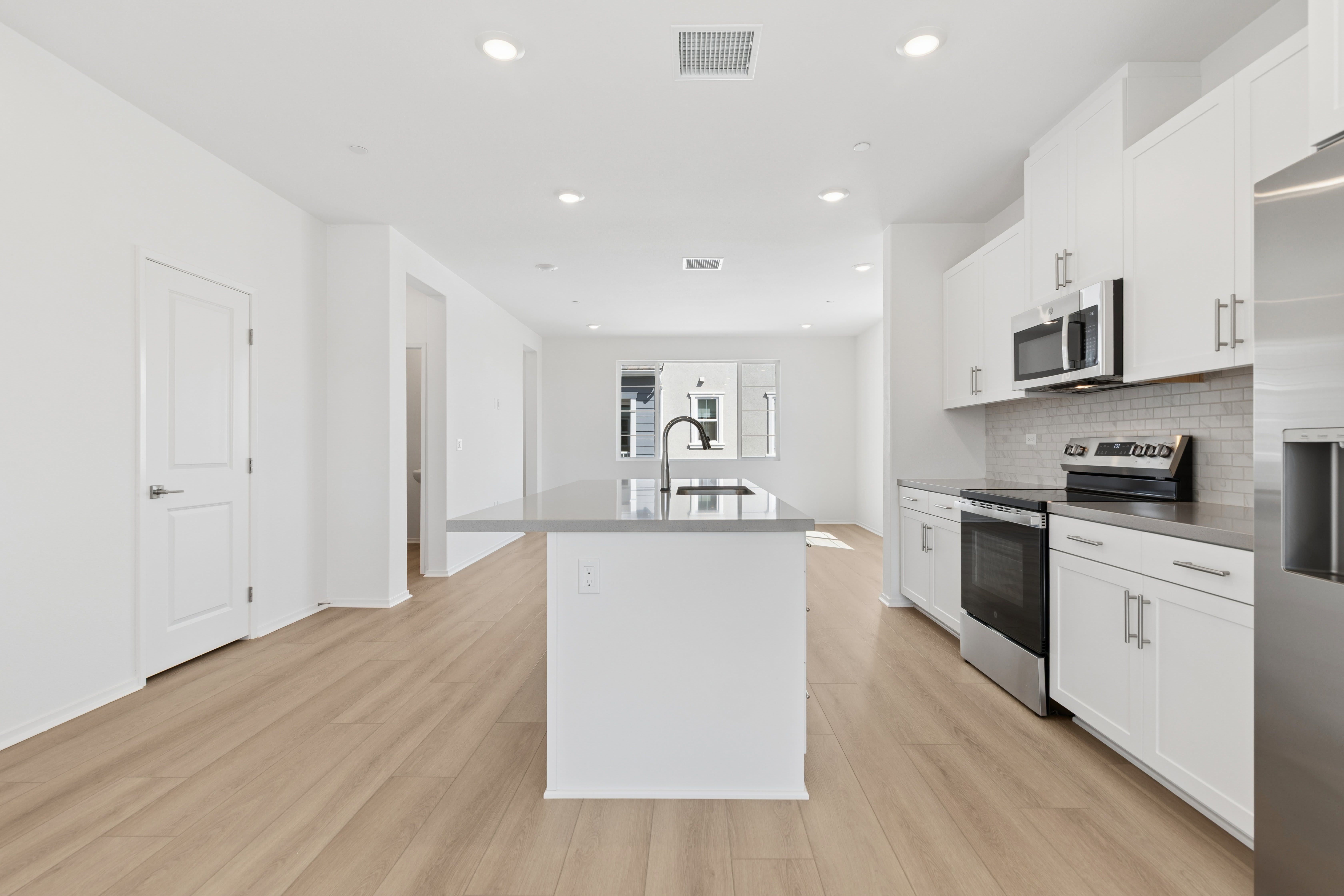 16087 West Preserve Loop | HS 174