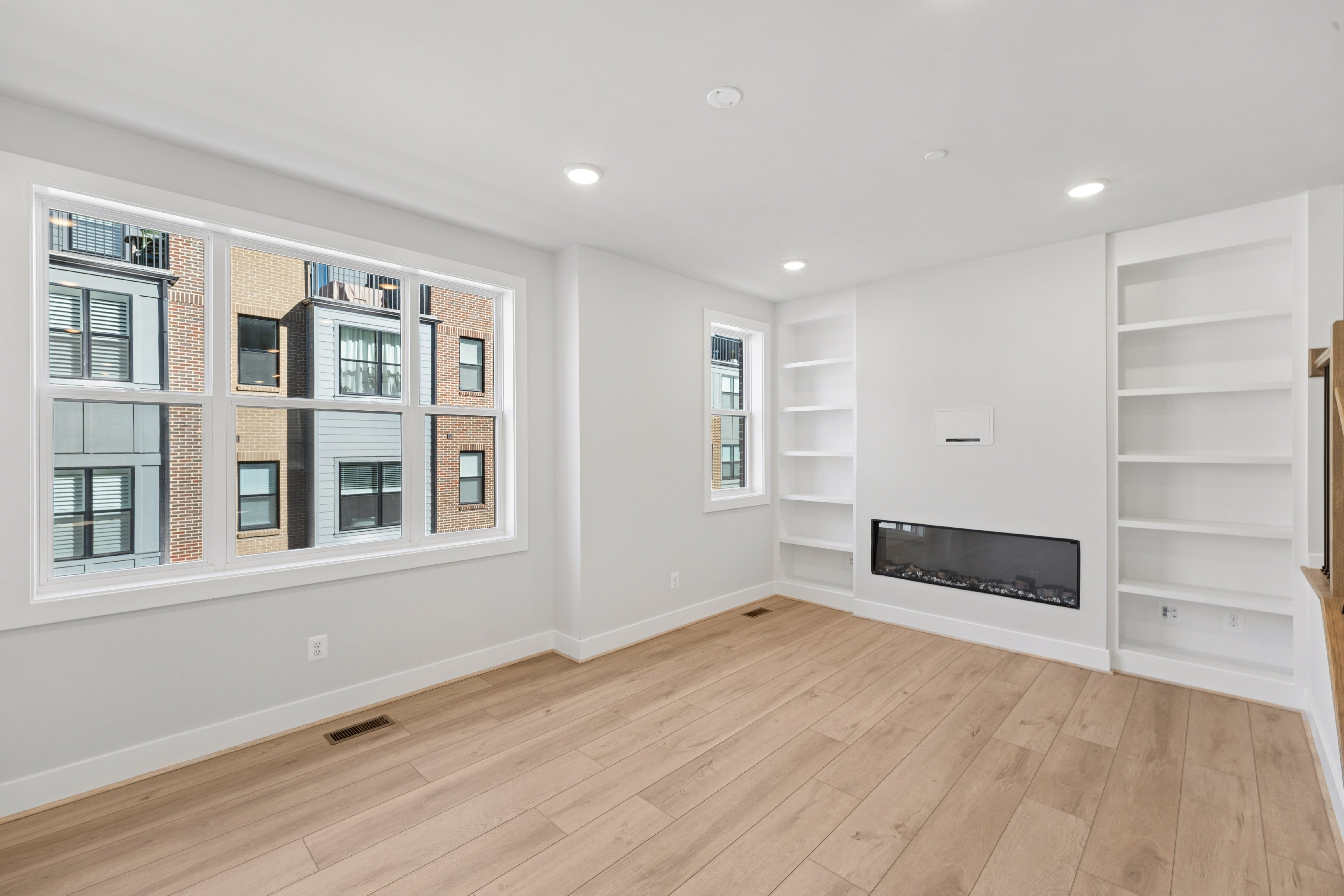 4922 Churchill Mews