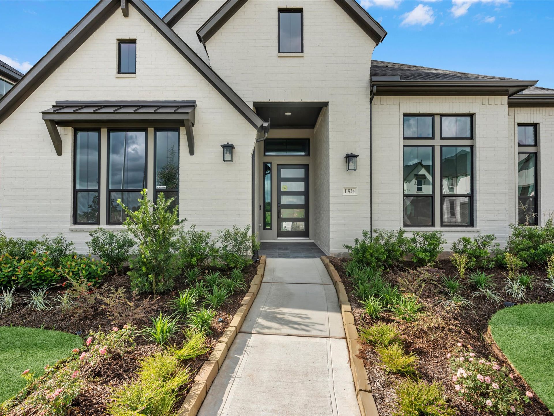 11934 Golden Cove