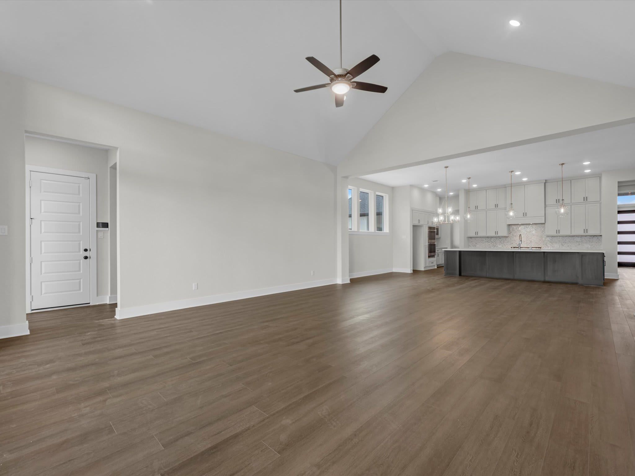 11934 Golden Cove