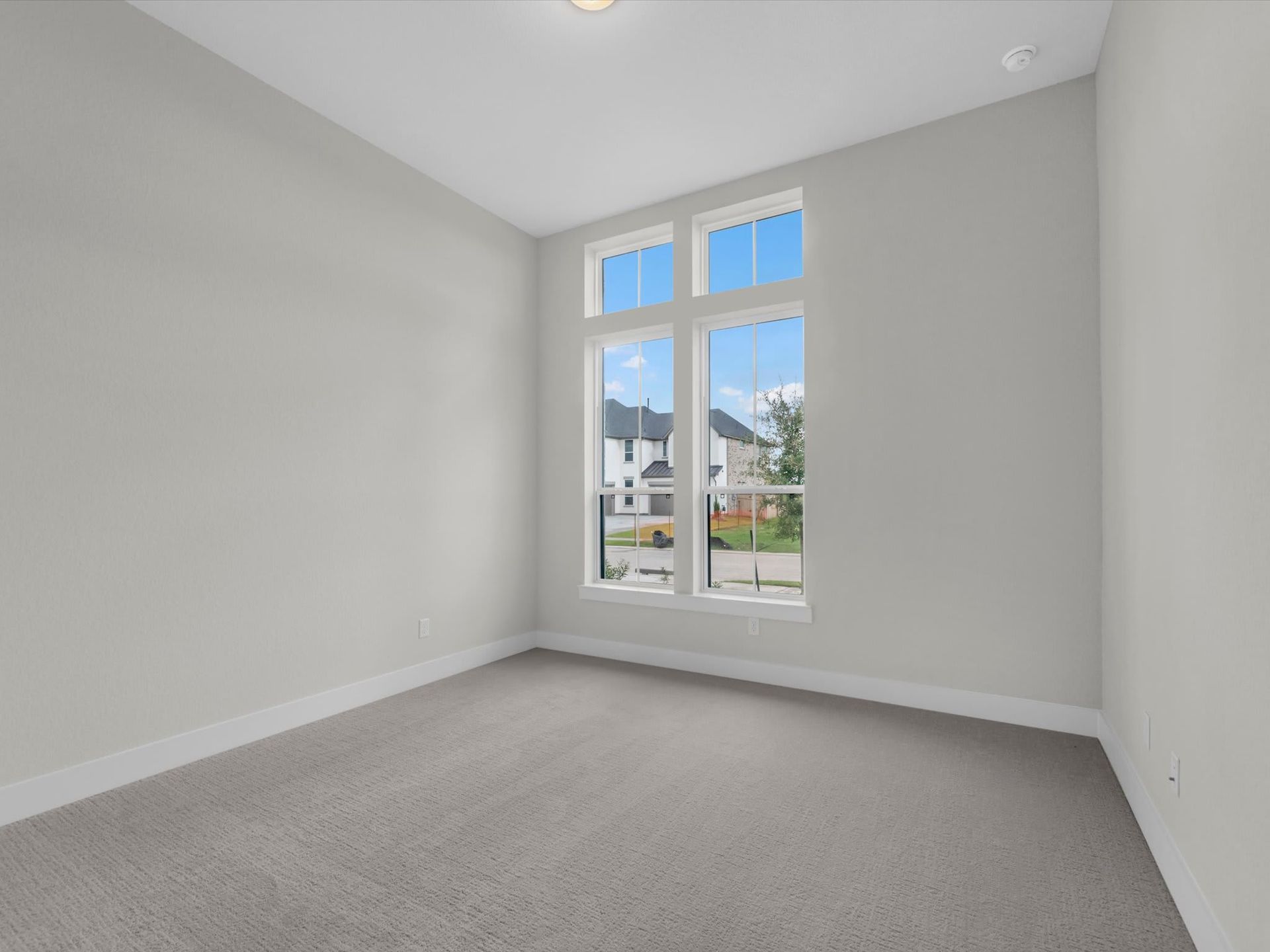 11934 Golden Cove