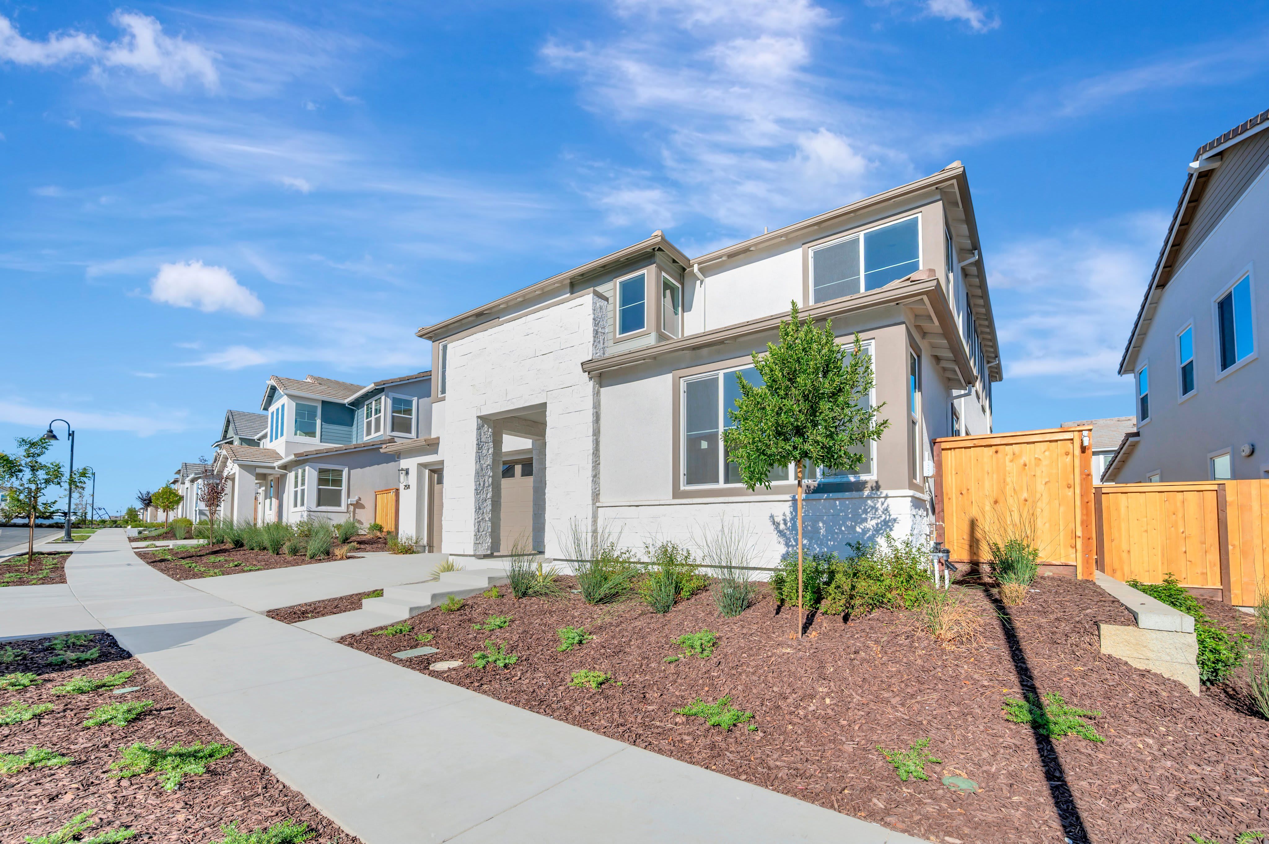 2571 Lavender Place