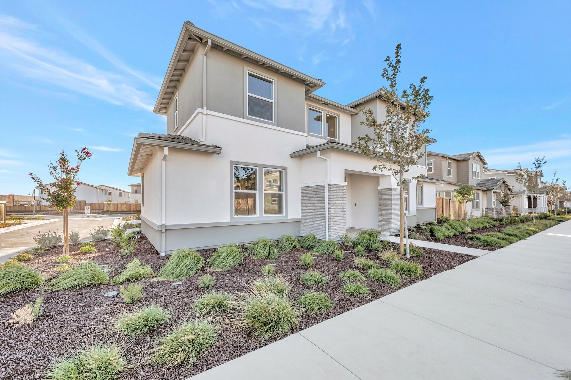 5736 Lake Club Drive