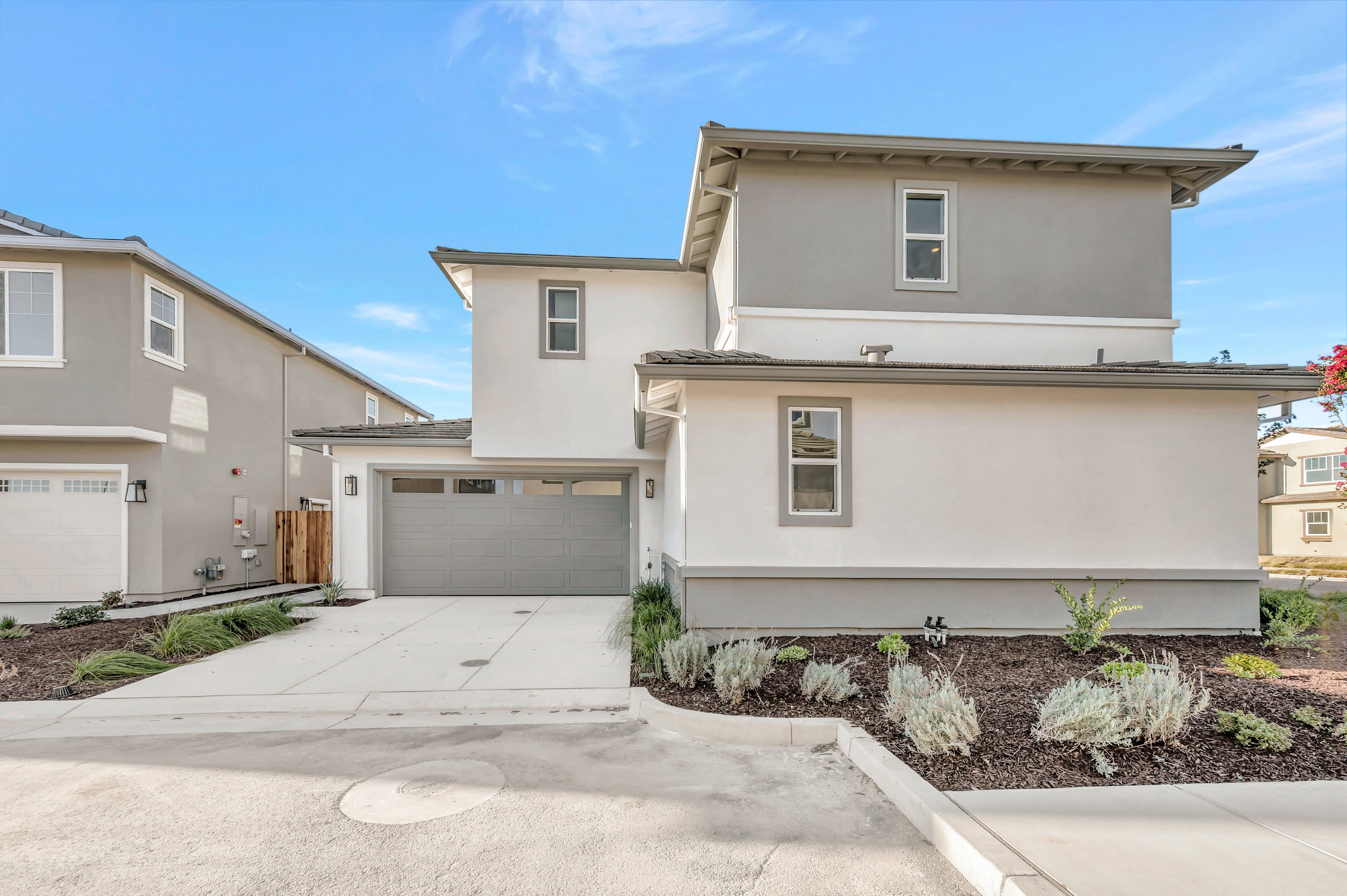 5736 Lake Club Drive