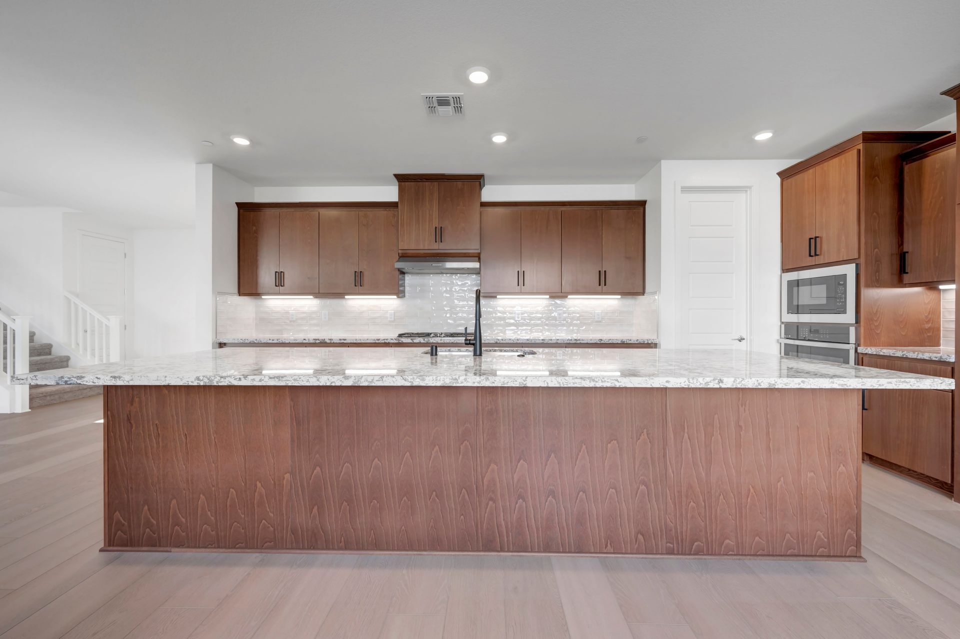 2571 Lavender Place