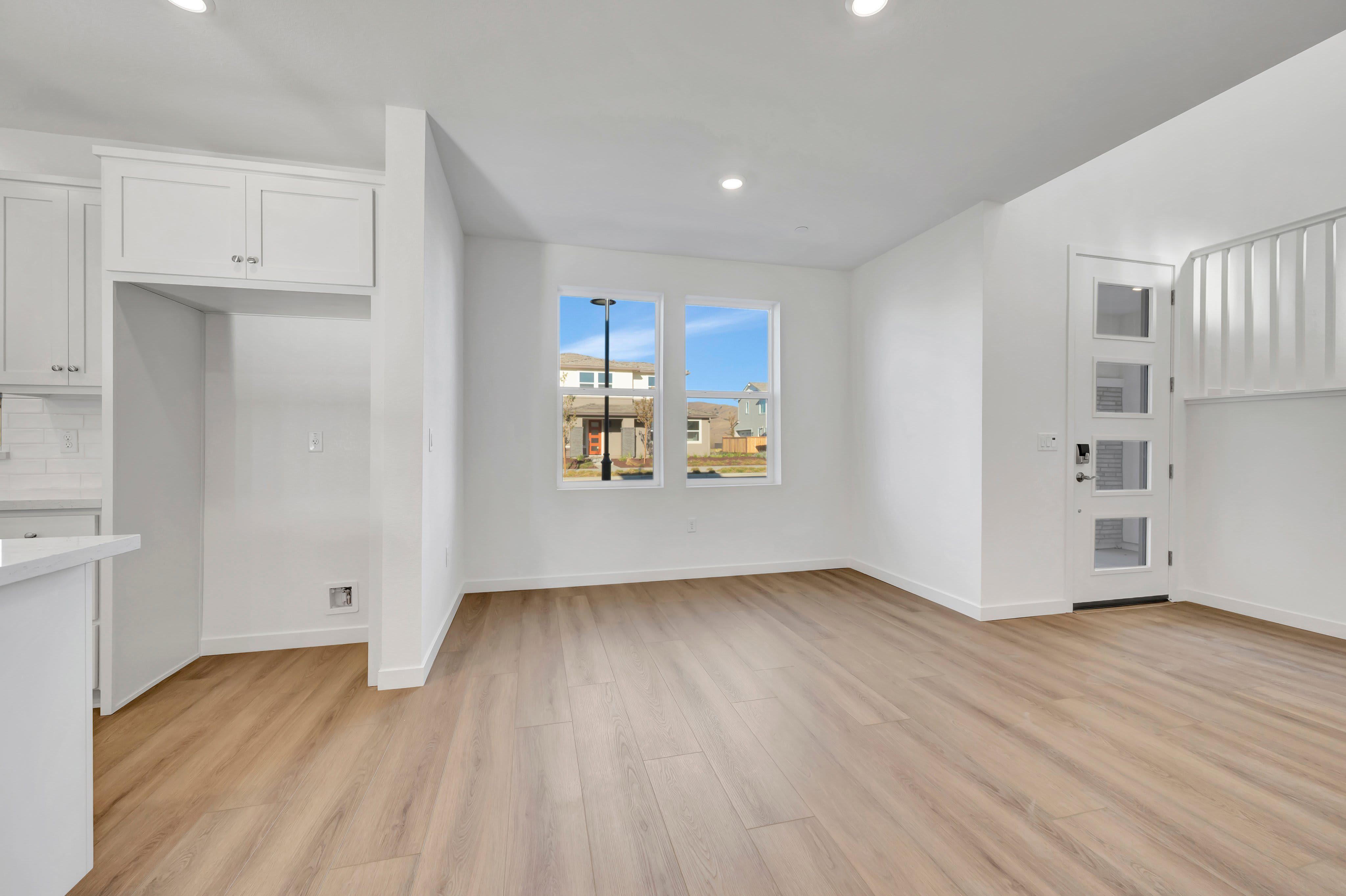 5736 Lake Club Drive