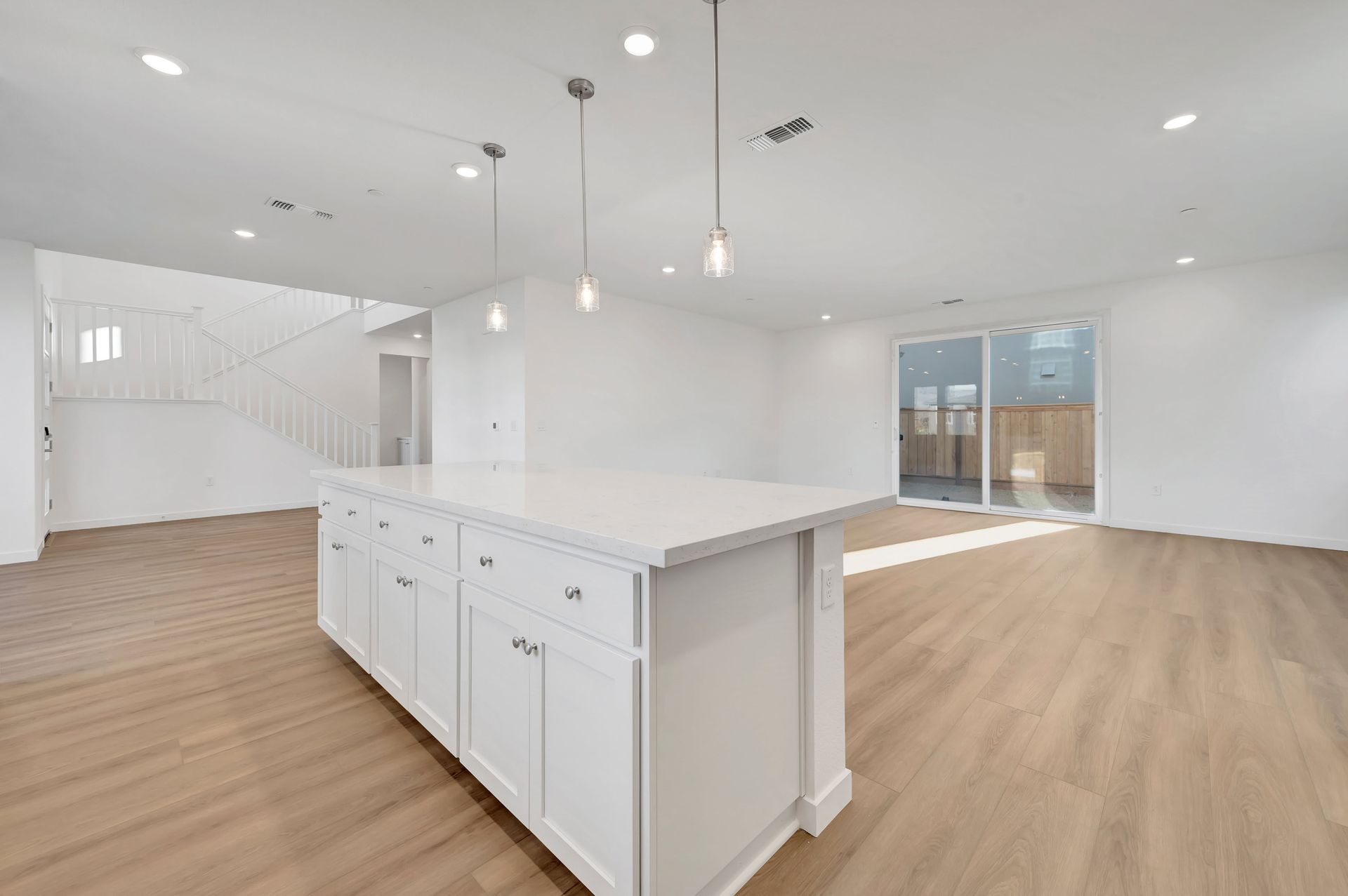 5736 Lake Club Drive