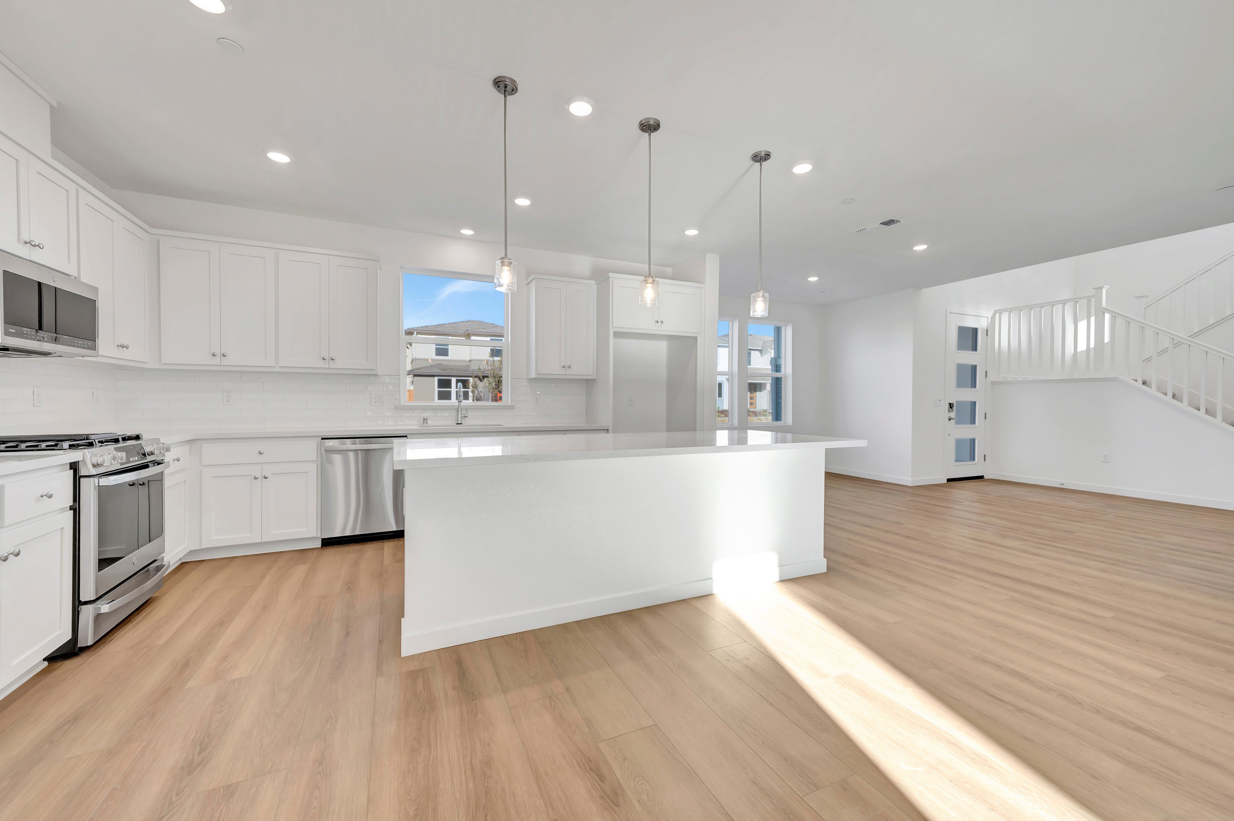 5736 Lake Club Drive