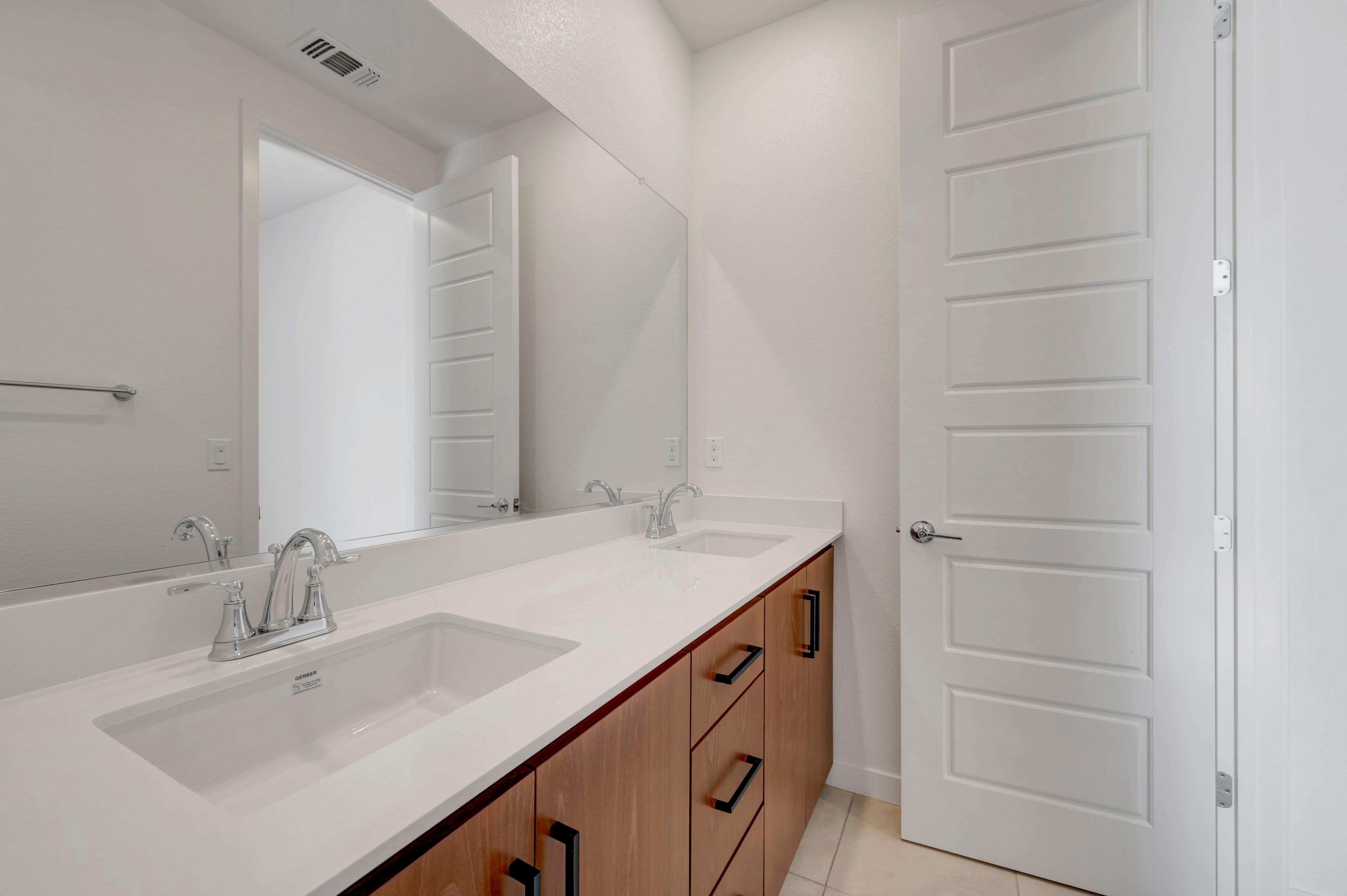 2571 Lavender Place