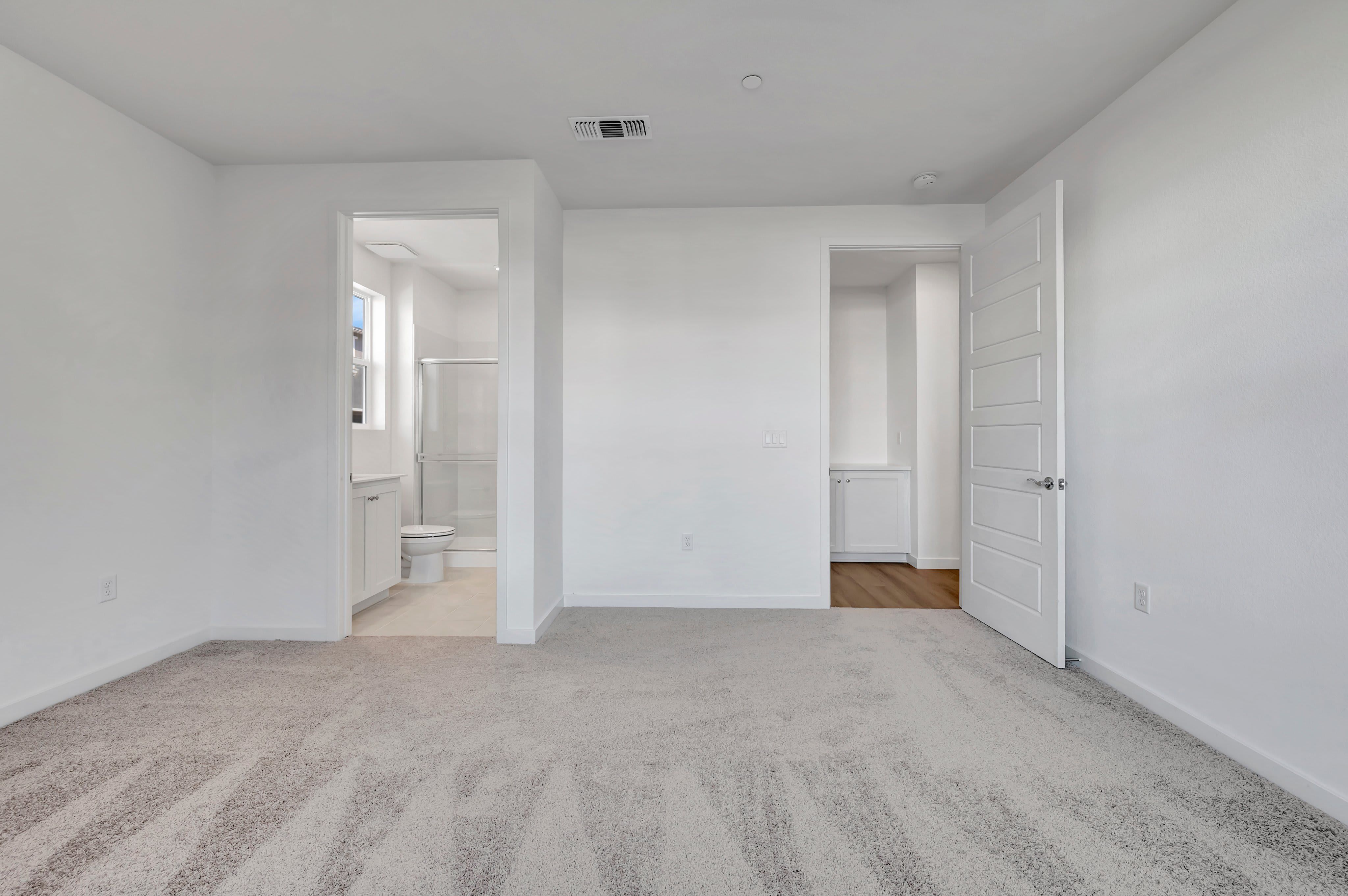 5736 Lake Club Drive