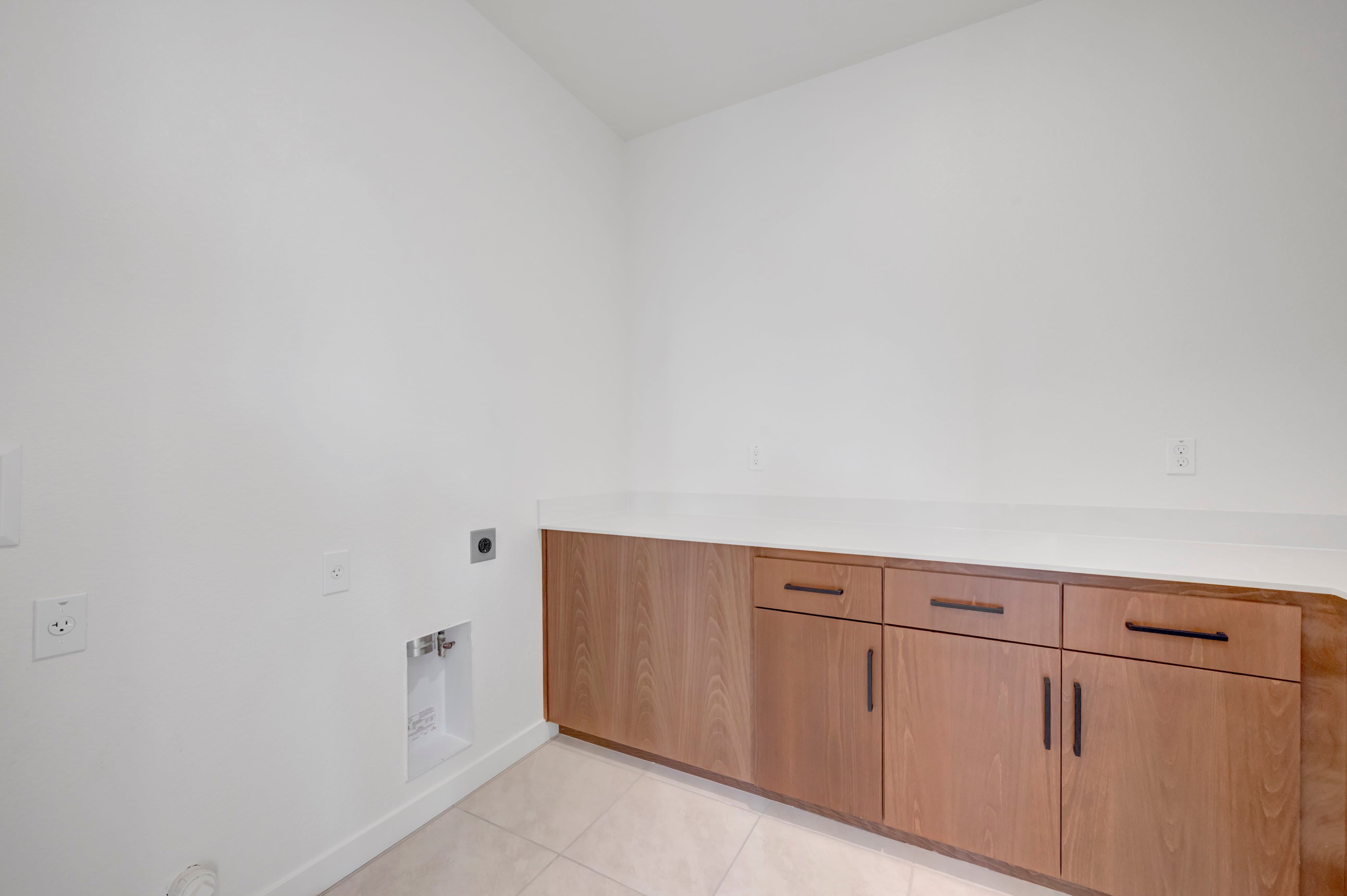 2571 Lavender Place