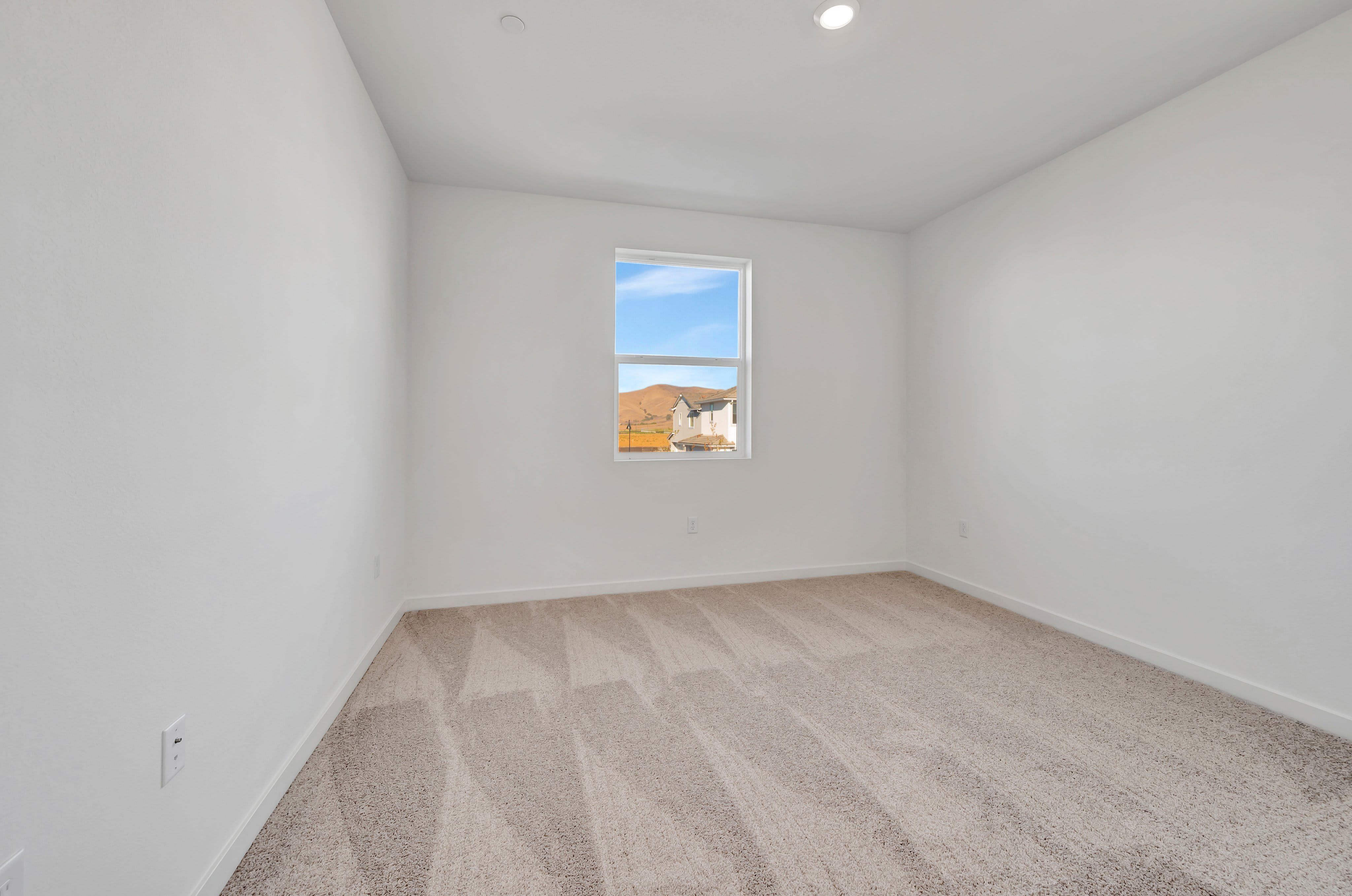 5736 Lake Club Drive