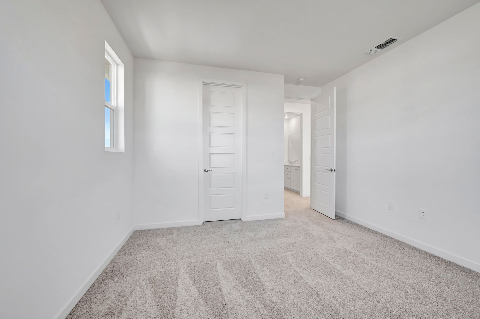 5736 Lake Club Drive
