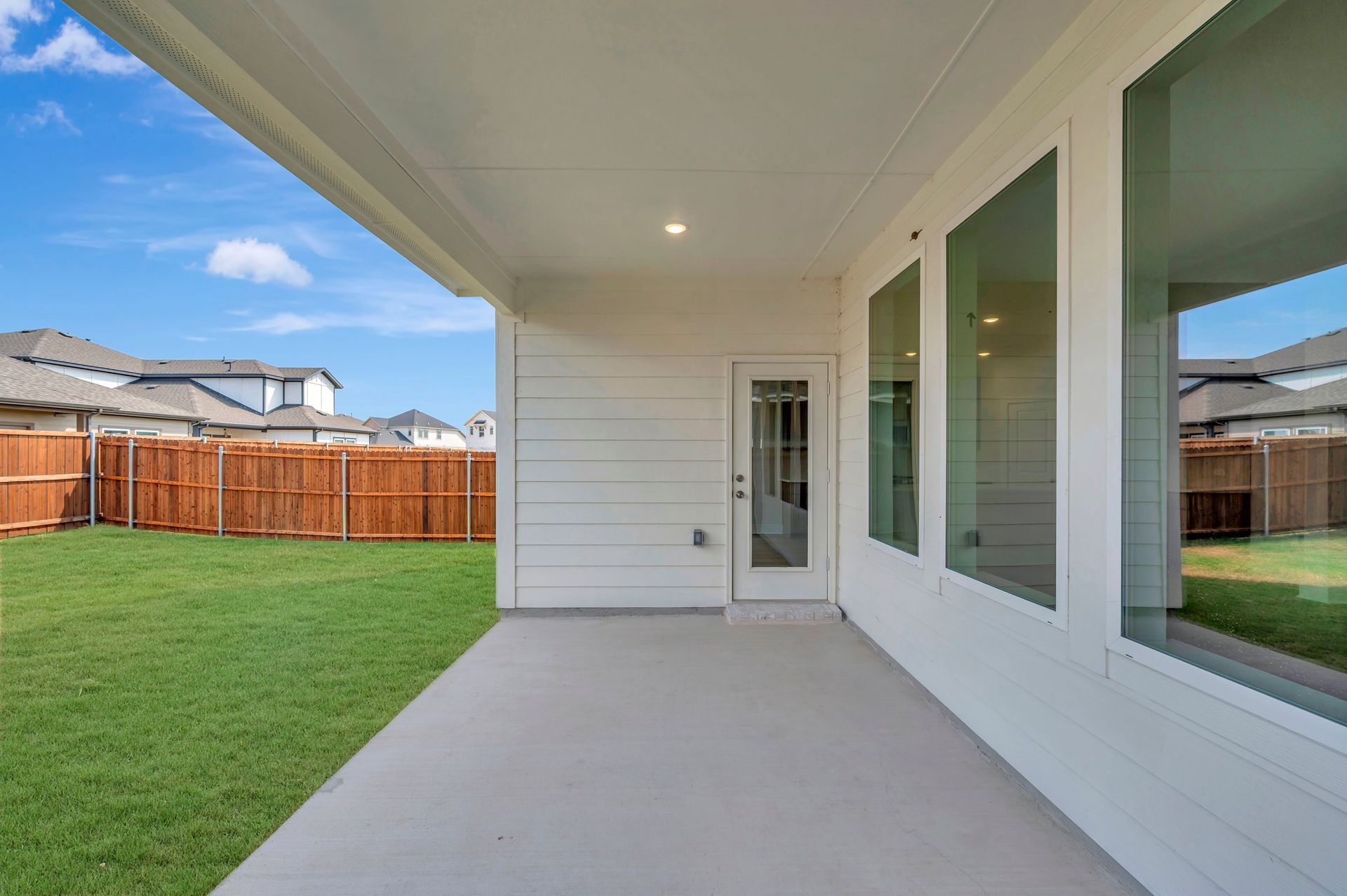 7320 Summer Sunset Drive