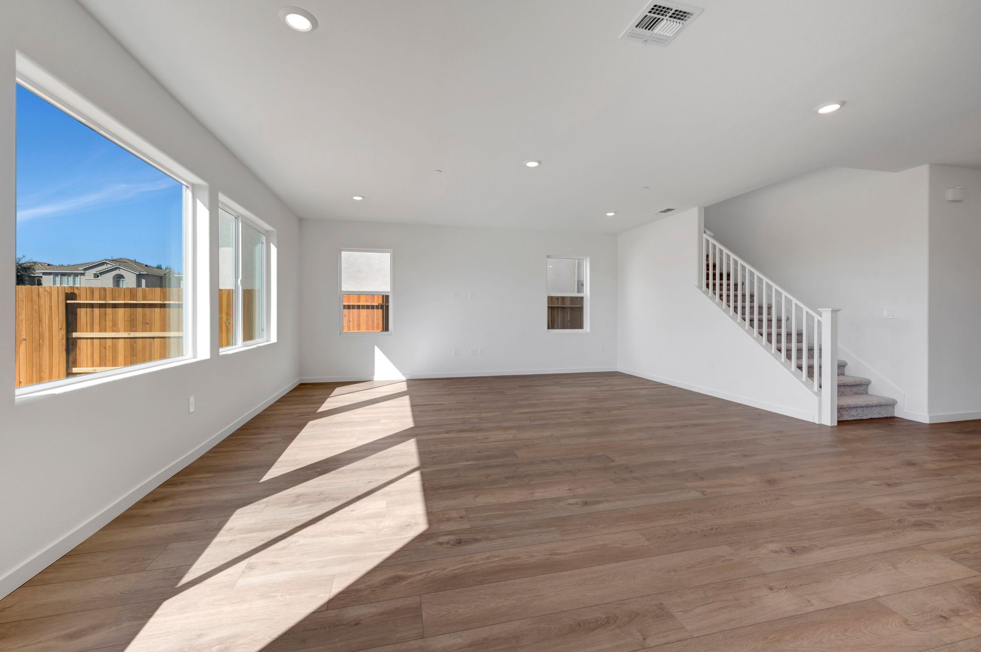 4024 Timberland Dr