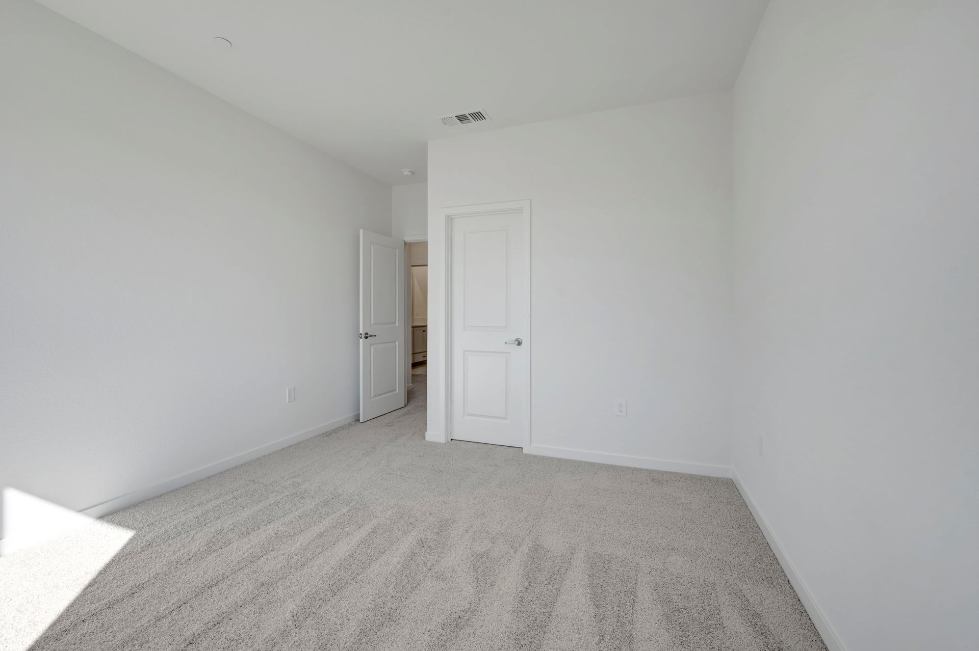 4024 Timberland Dr