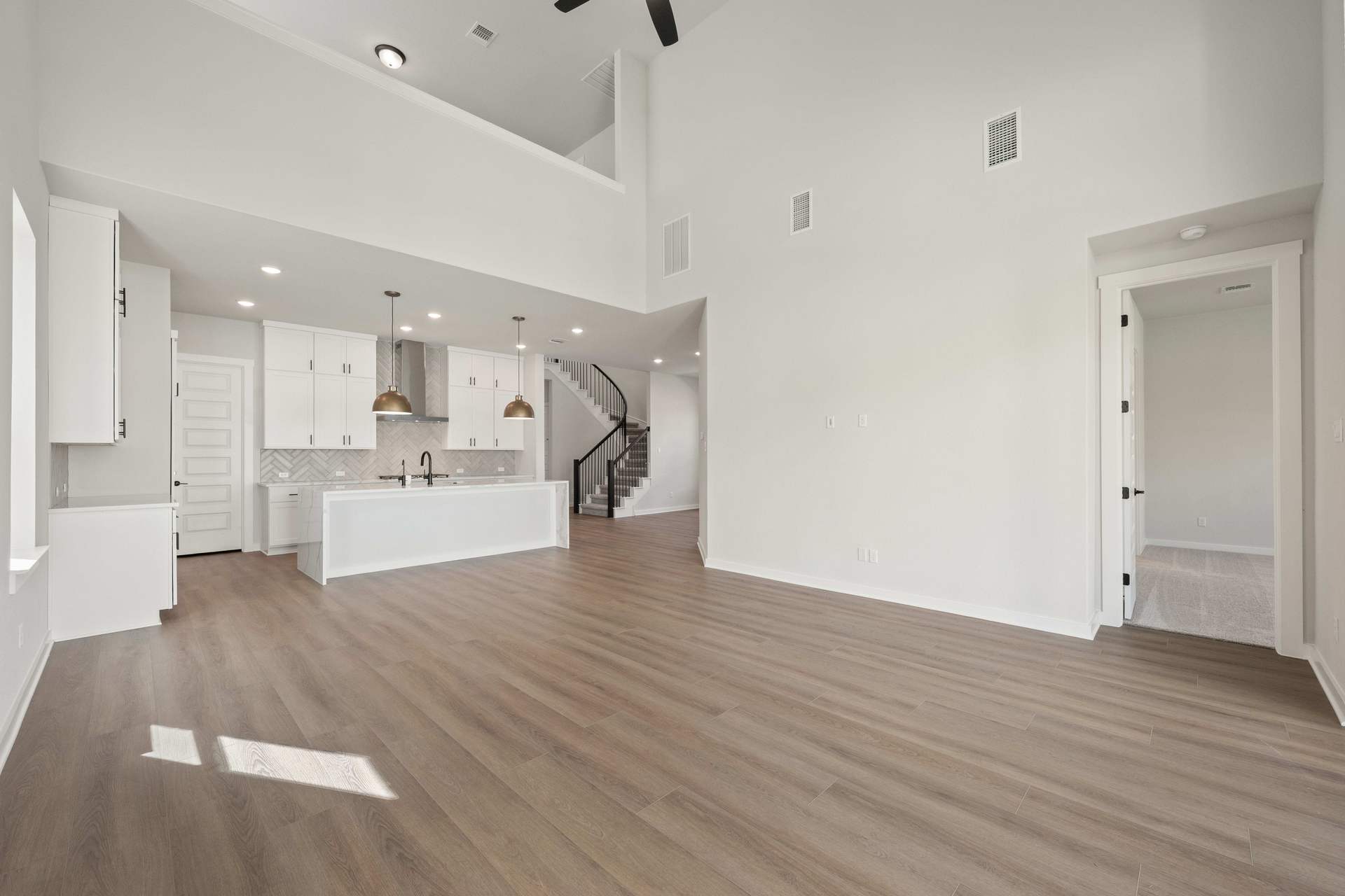 401 Hickory Springs Trail