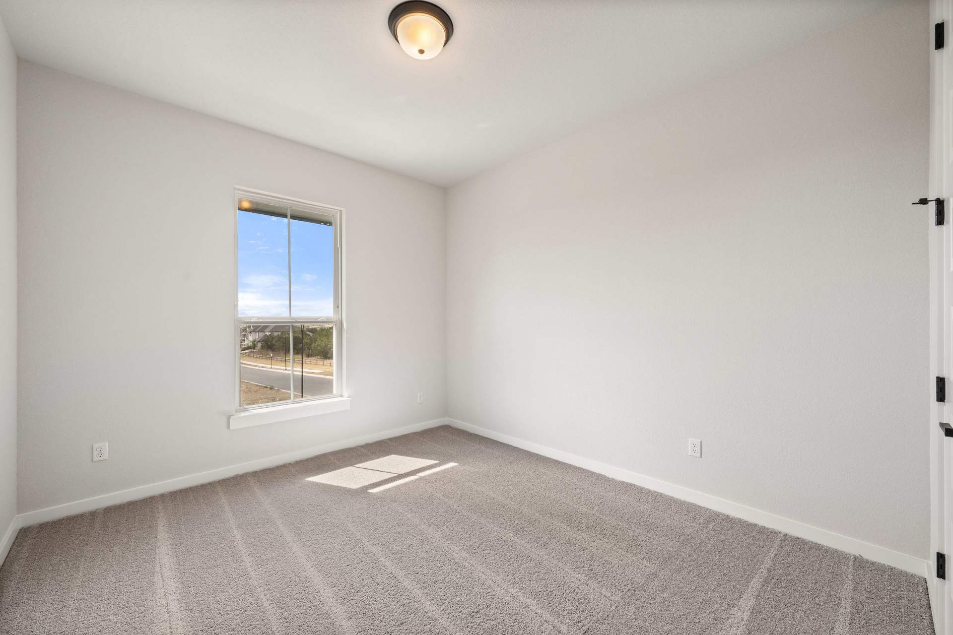 401 Hickory Springs Trail