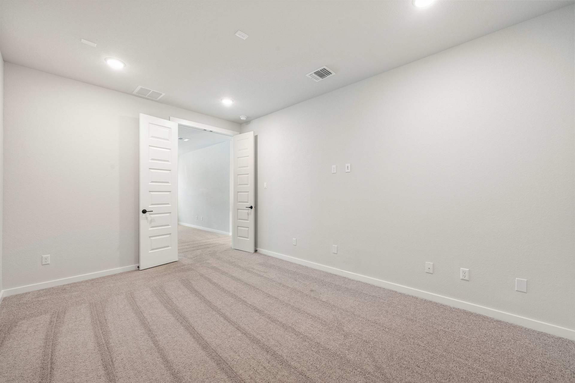 401 Hickory Springs Trail
