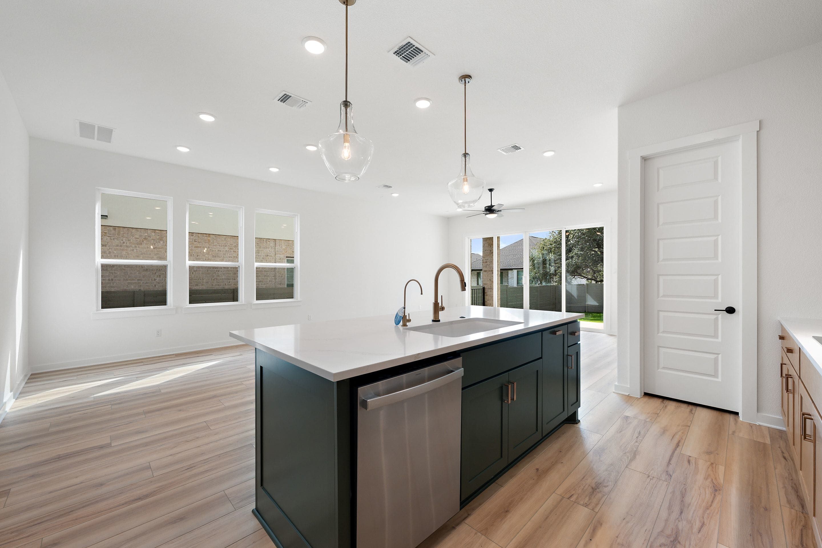 412 Leaning Rock Road