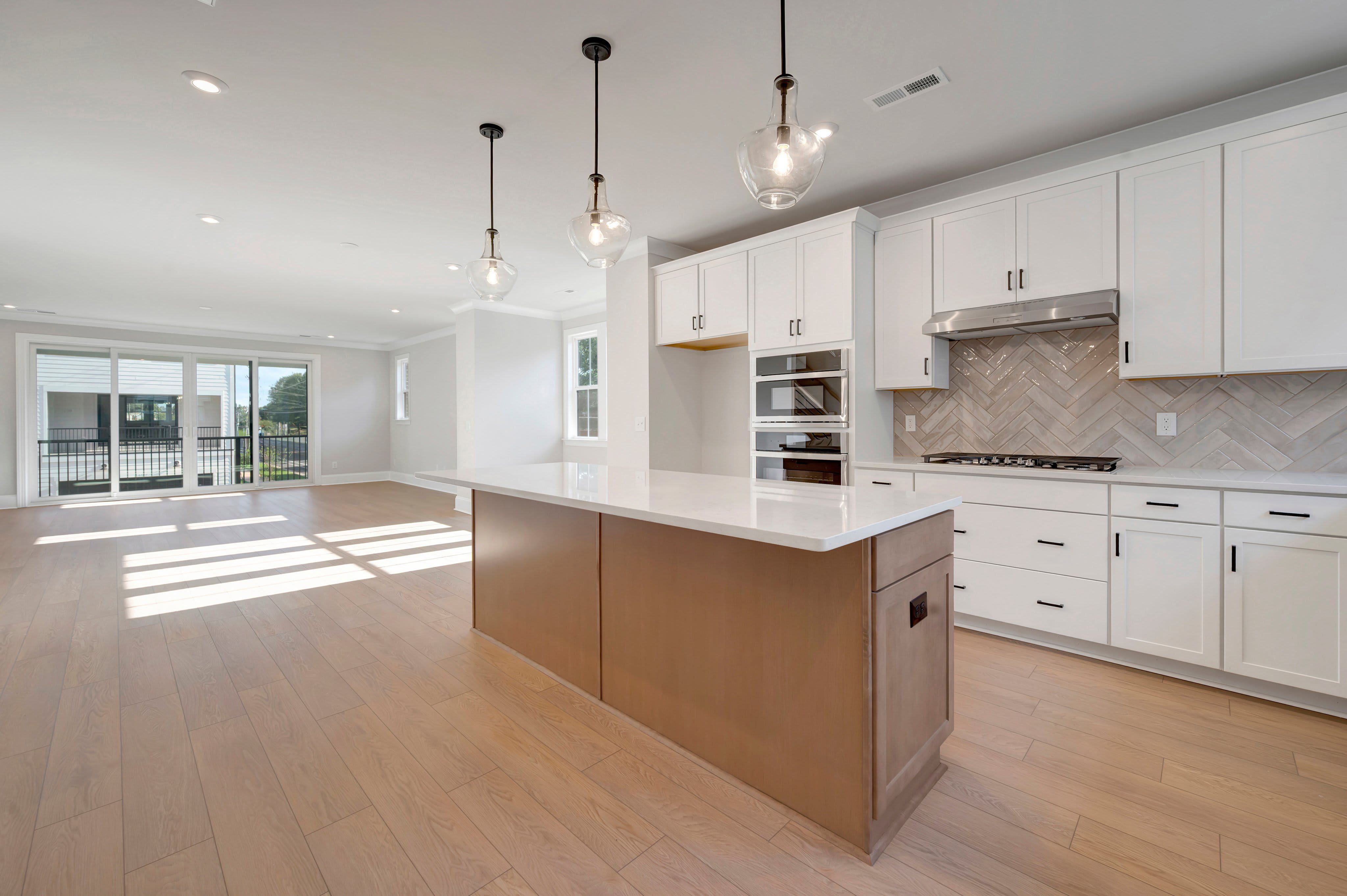 14018 Meera Lane