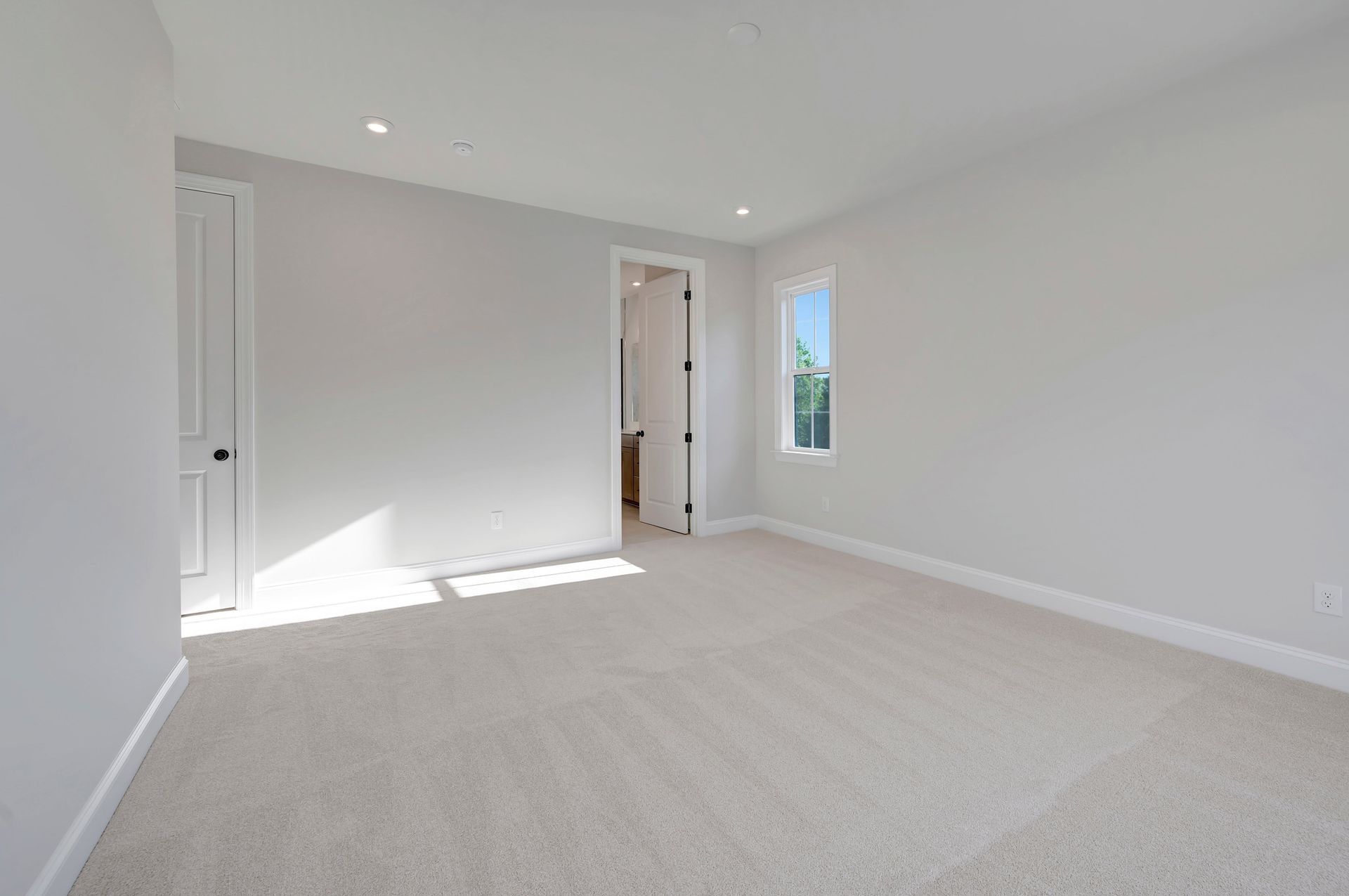 14018 Meera Lane
