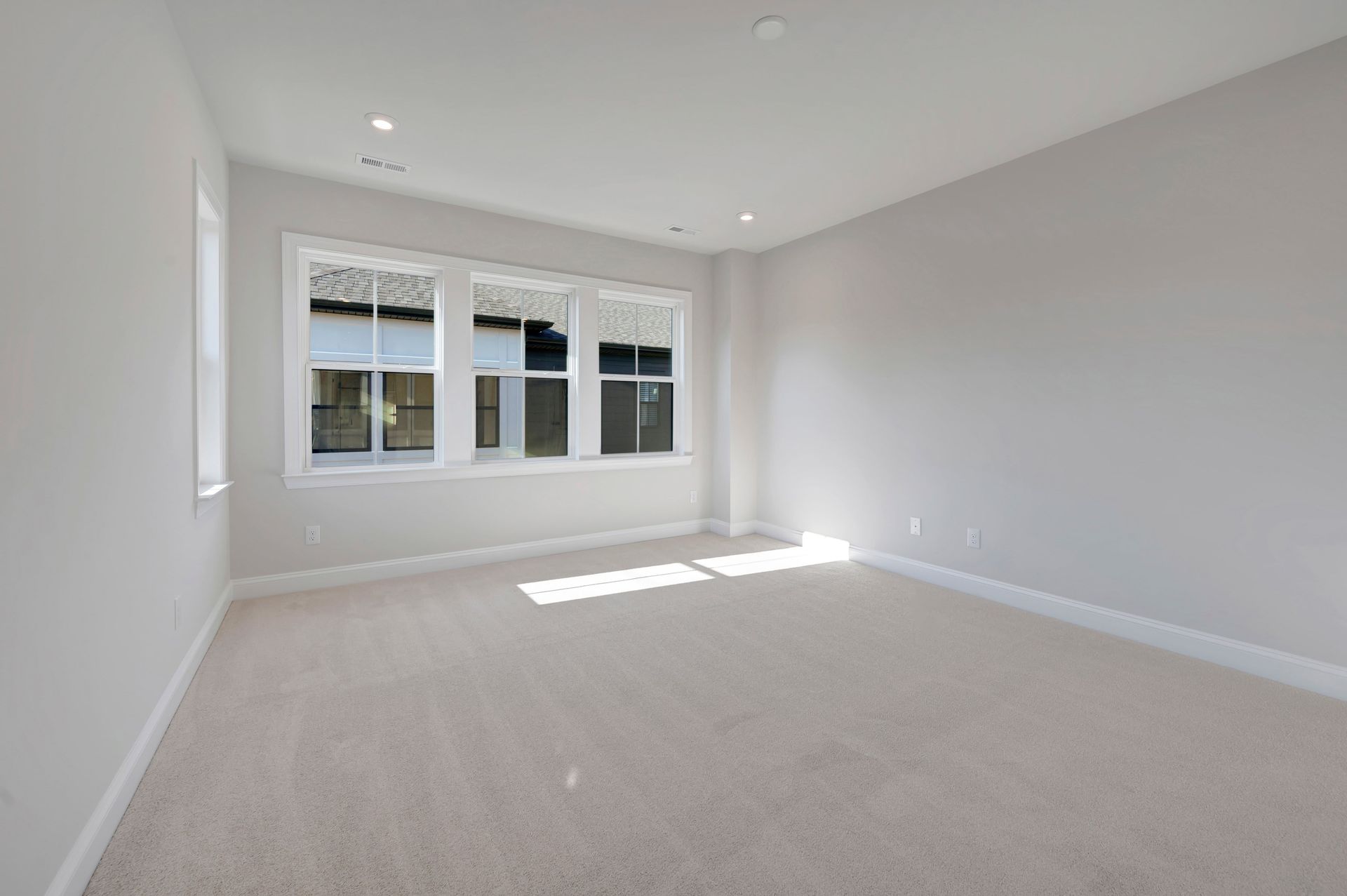 14018 Meera Lane