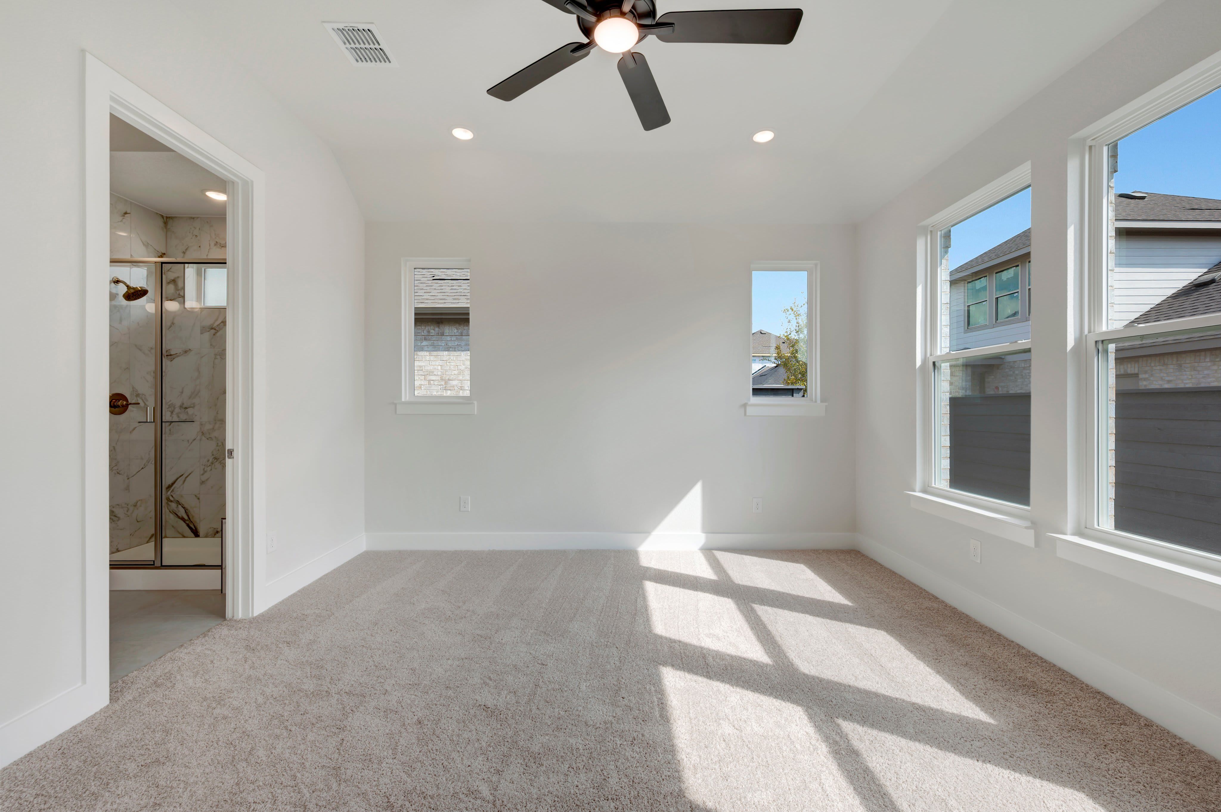1100 Amaryllis Lane