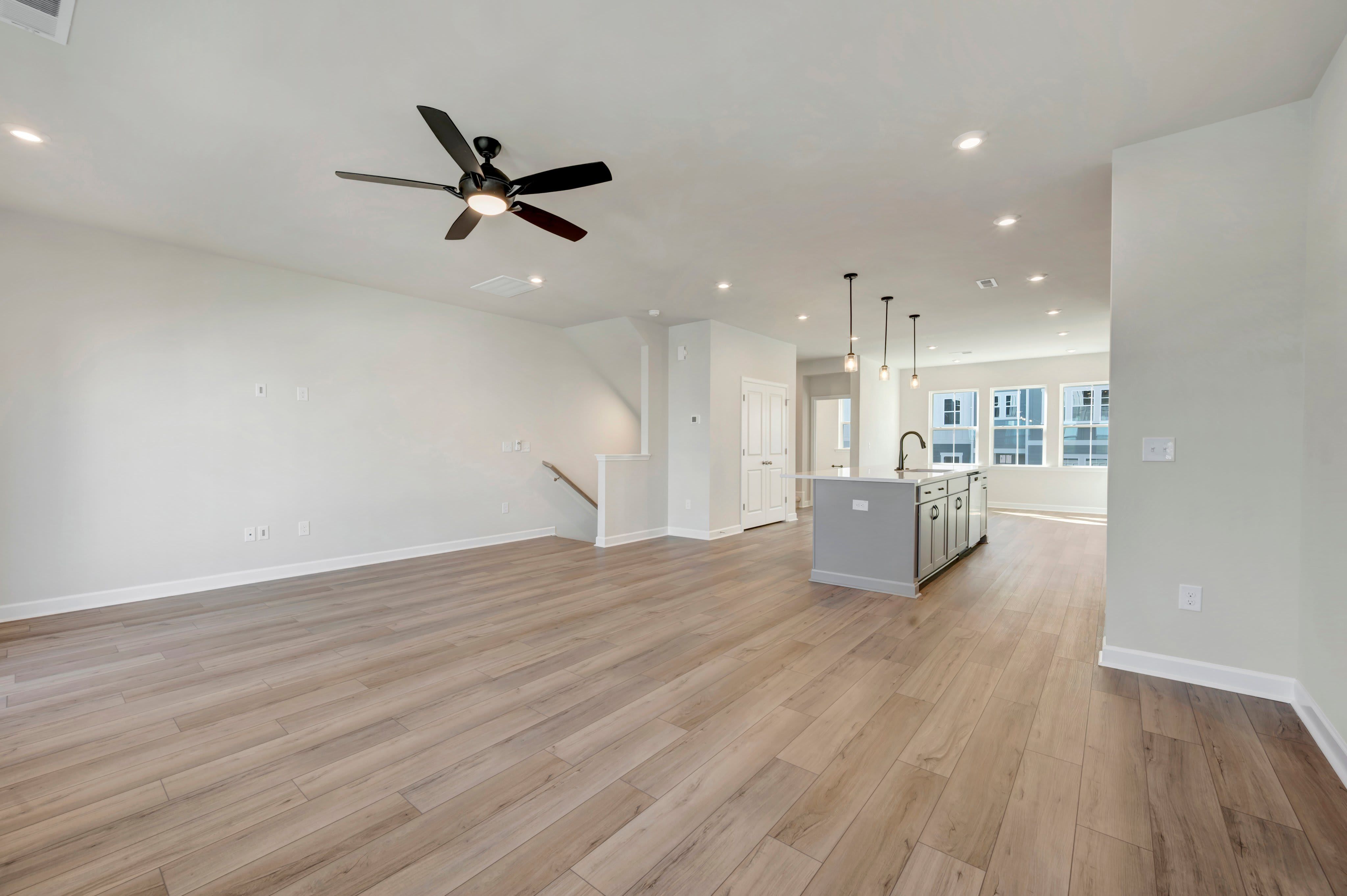 706 Hyperion Alley