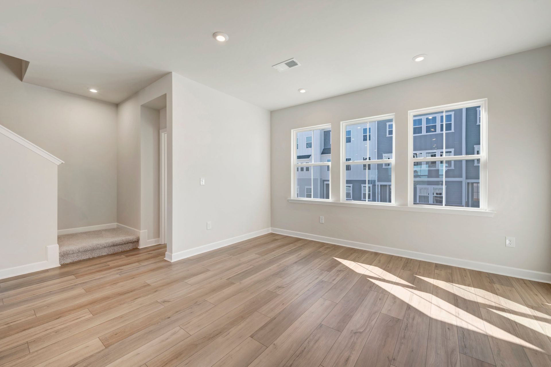 706 Hyperion Alley