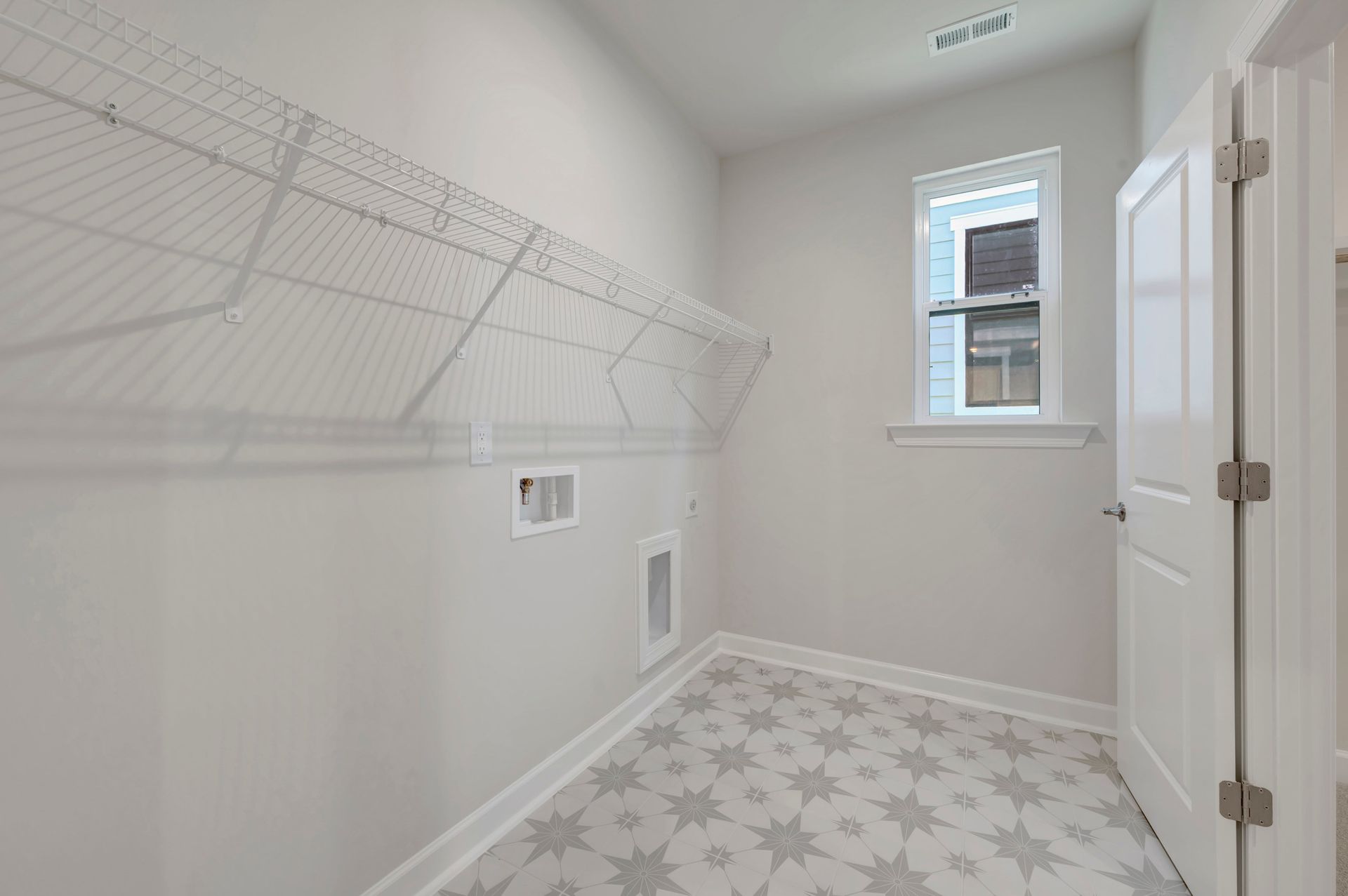 290 Streamside Terrace